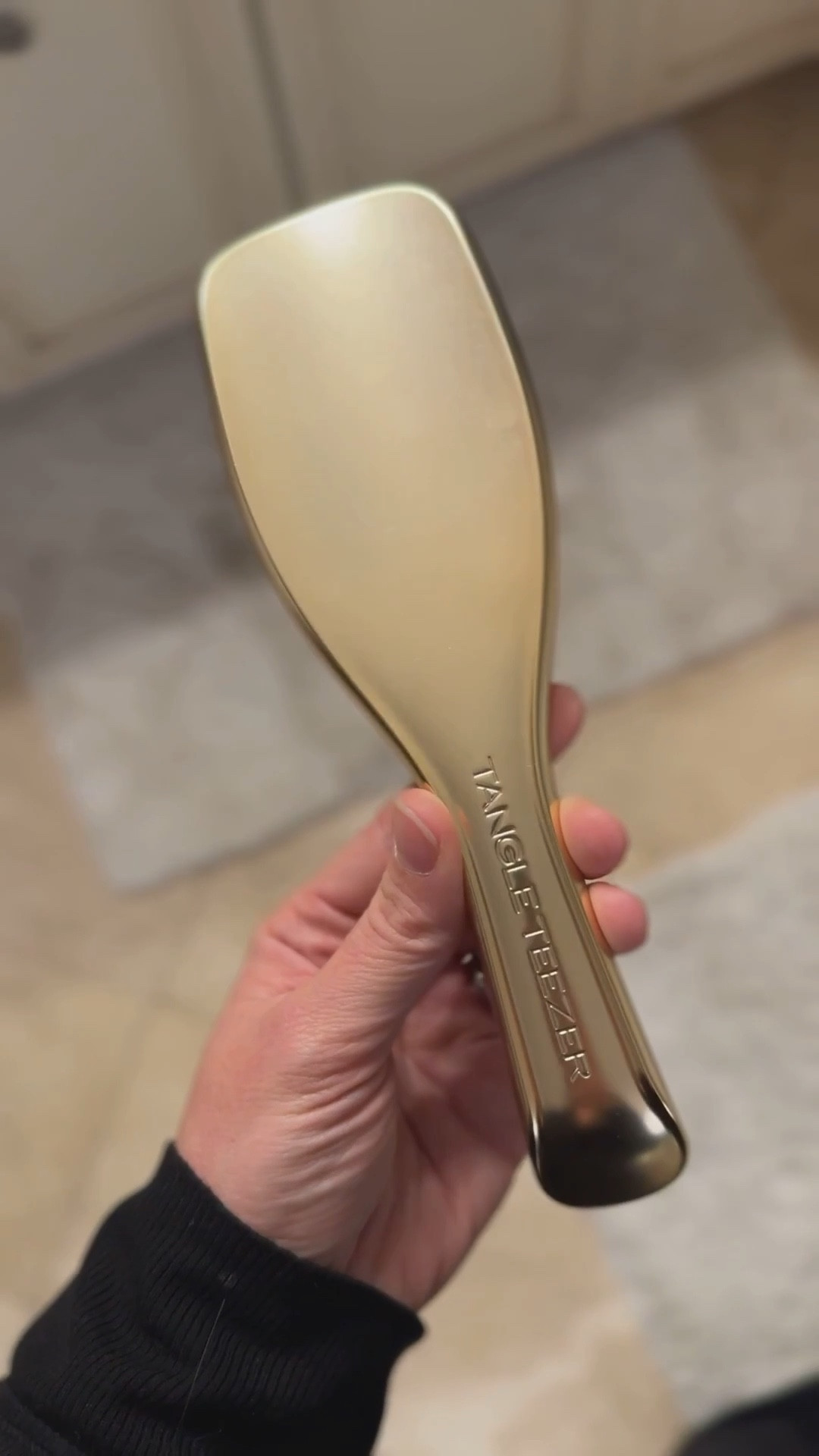 The best hairbrush! This brush has super long bristles that are flexible, so they don’t rip your hair out when you’re detangling. Highly recommend! #LTKHoliday 



#LTKBeauty #LTKFindsUnder50 #LTKSeasonal