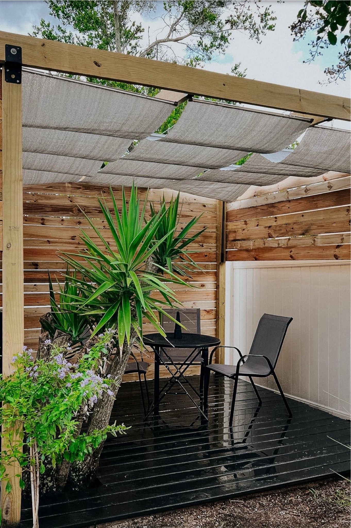 Sun or no sun, the choice is yours ☀️

#LTKSeasonal #LTKHome #LTKStyleTip