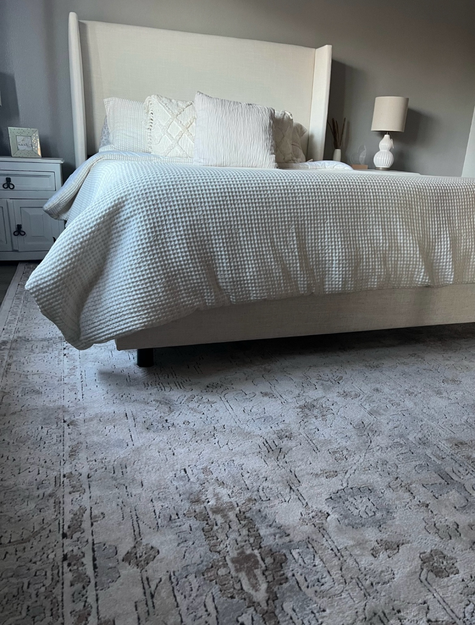 Bedroom refresh ✨
#bedroom #roomdecor #homedecor 

#LTKHome #LTKU #LTKSaleAlert