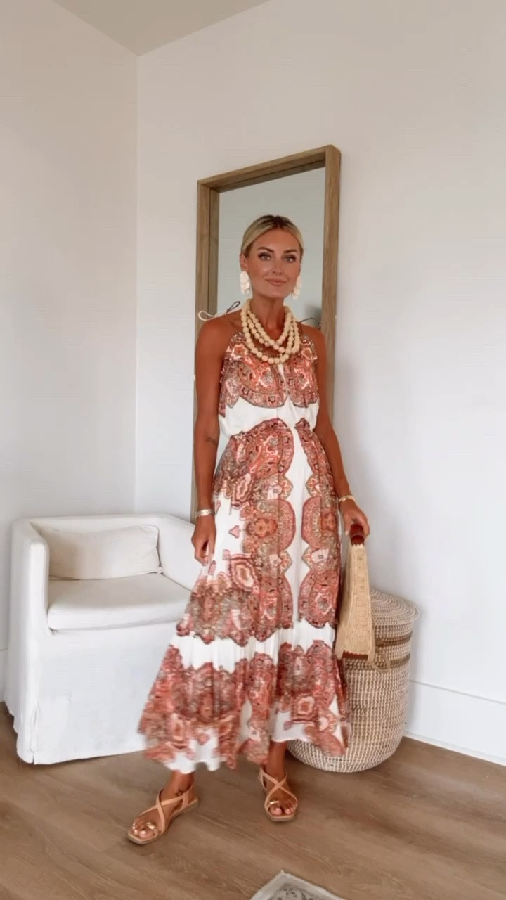 I love the pattern of this dress! You can also take off the tie around the waist & wear it without it! Wearing XS!

Loverly Grey, Shopbop, resort wear, vacation looks, summer dress

#LTKSeasonal #LTKStyleTip #LTKSummerEdit