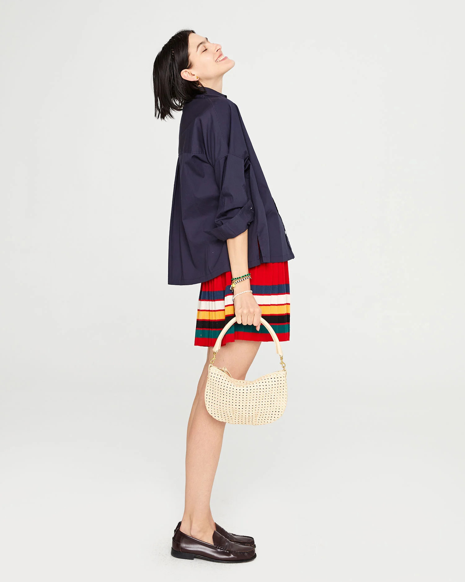 Petit Moyen | Clare V.