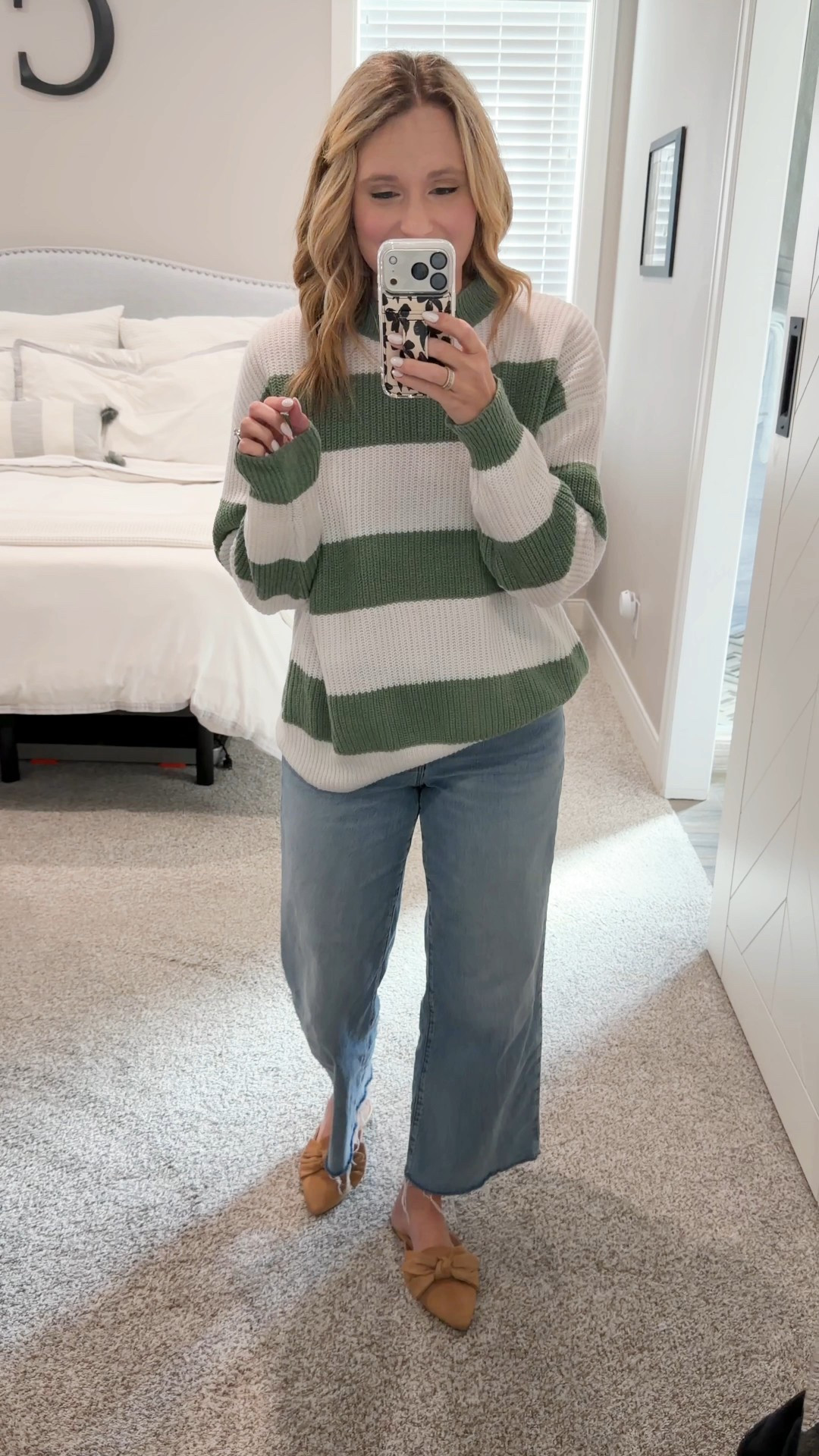 Loving this wide striped sweater! 

#LTKHoliday #LTKootd #LTKSeasonal