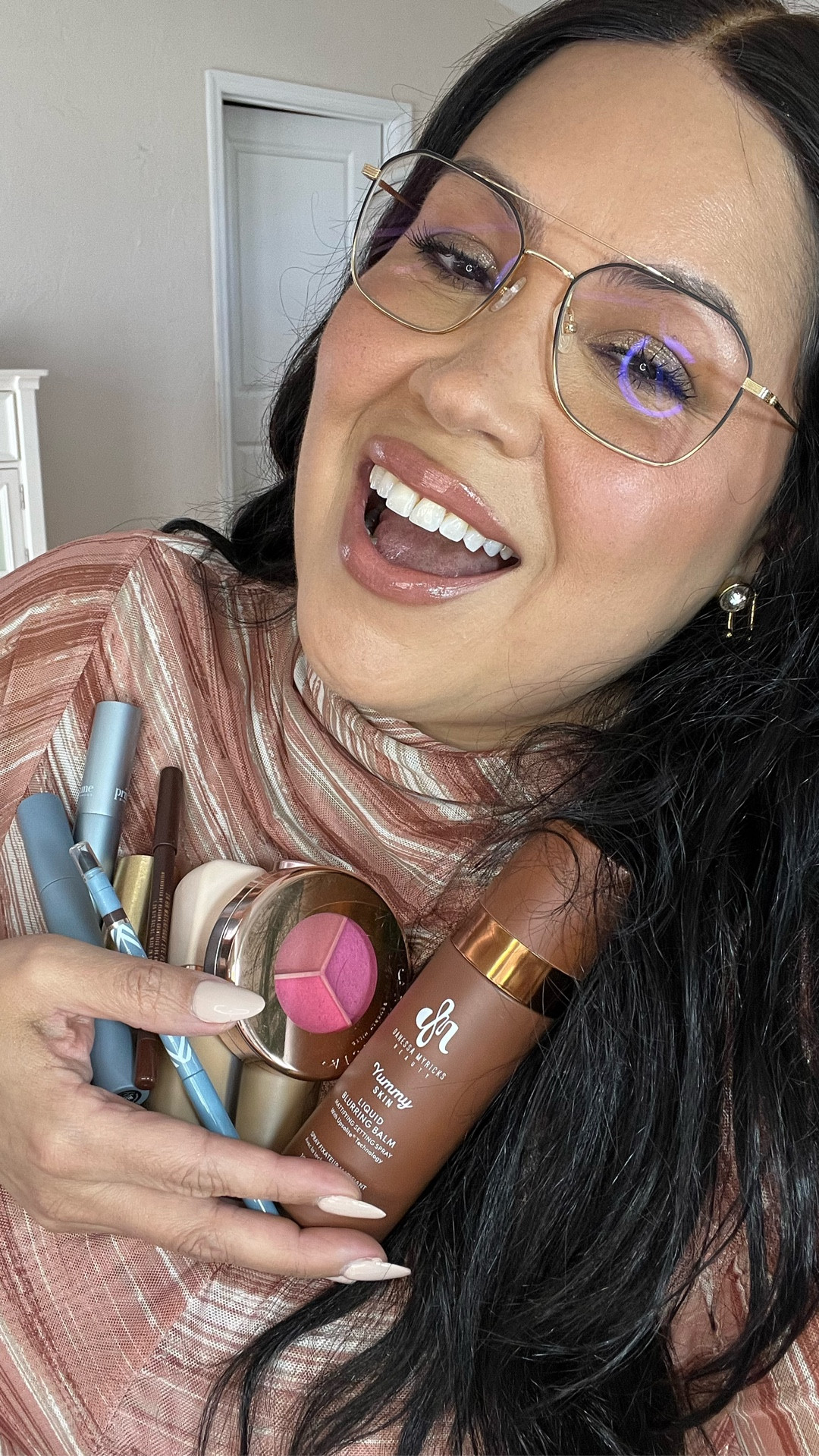 Best over 40 makeup of 2025! Prestige edition. 

All products are listed and linked in my #ltk

#bestmakeup #matureskinmakeup #makeupreview #over40 #nofiltermakeup @lawless @natashadenona @anastasiabeverlyhills @hudabeauty @primeprometics @onesize @danessa_myricks @danessamyricksbeauty @lauramercier @itcosmetics @livetinted