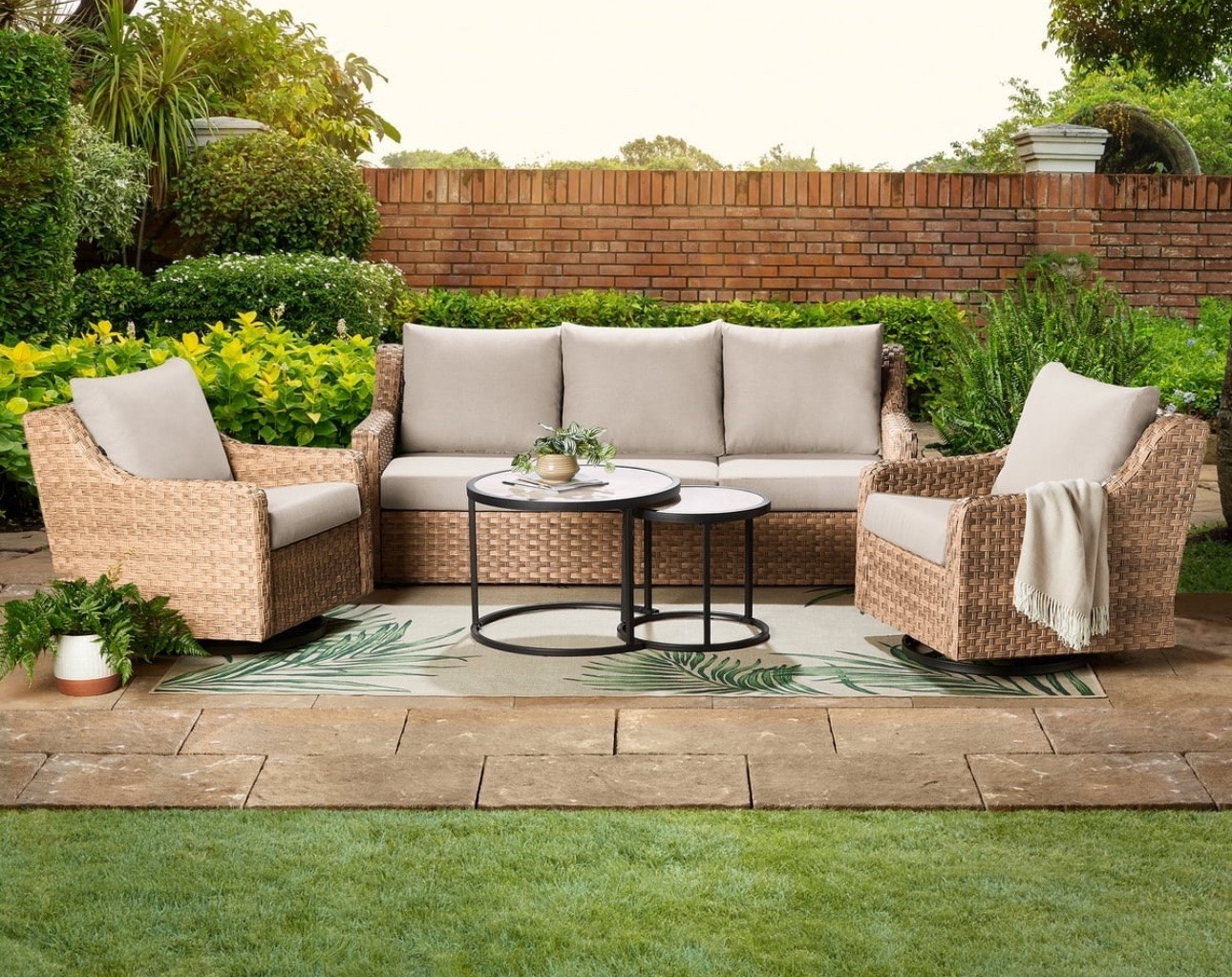 The perfect outdoor patio set for summer

#LTKdayinmylife #LTKHome #LTKSeasonal