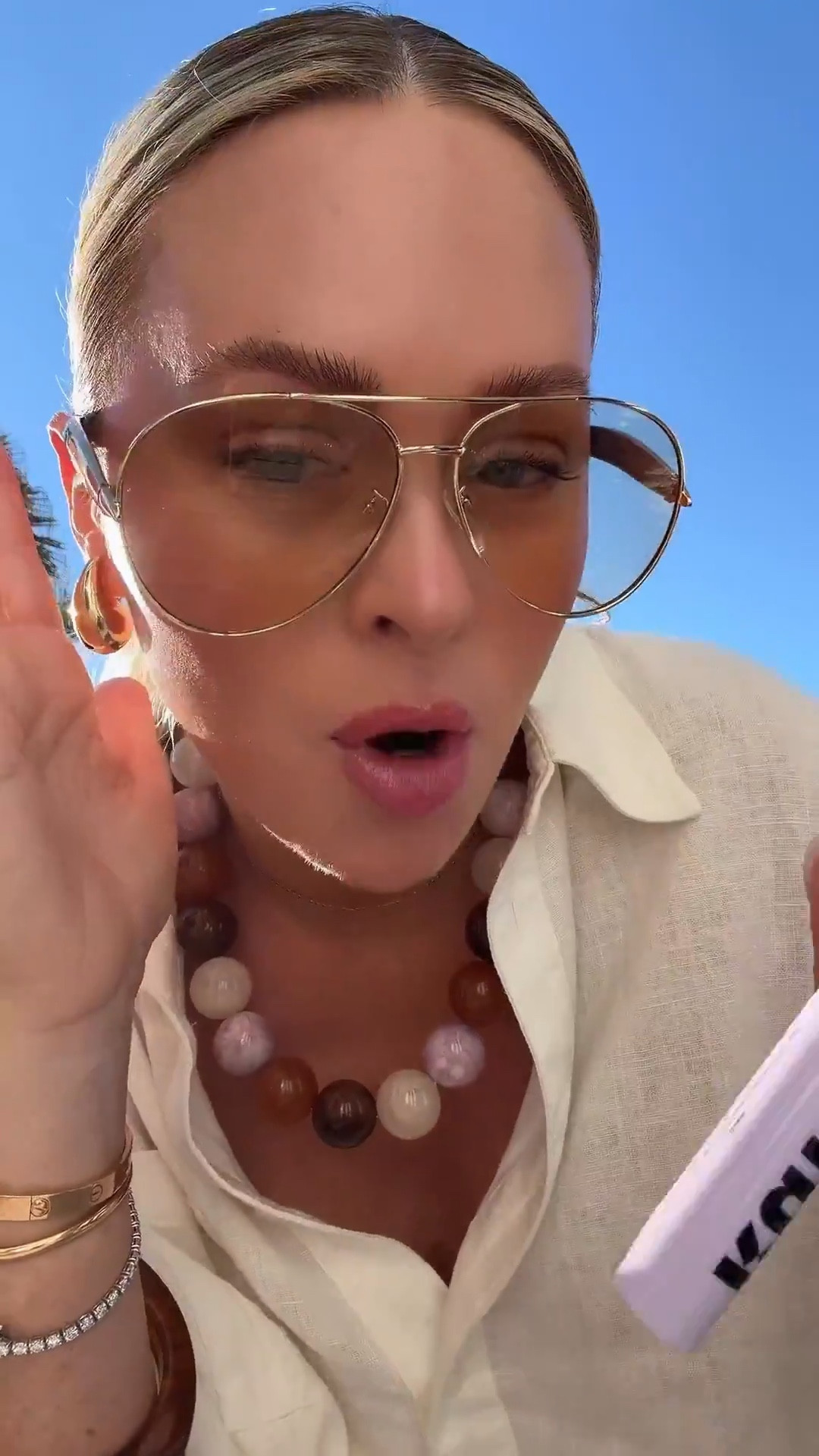 Shade: guava 💋

Makeup. Sunglasses. Lip gloss. 

#LTKootd #LTKBeauty #LTKSeasonal