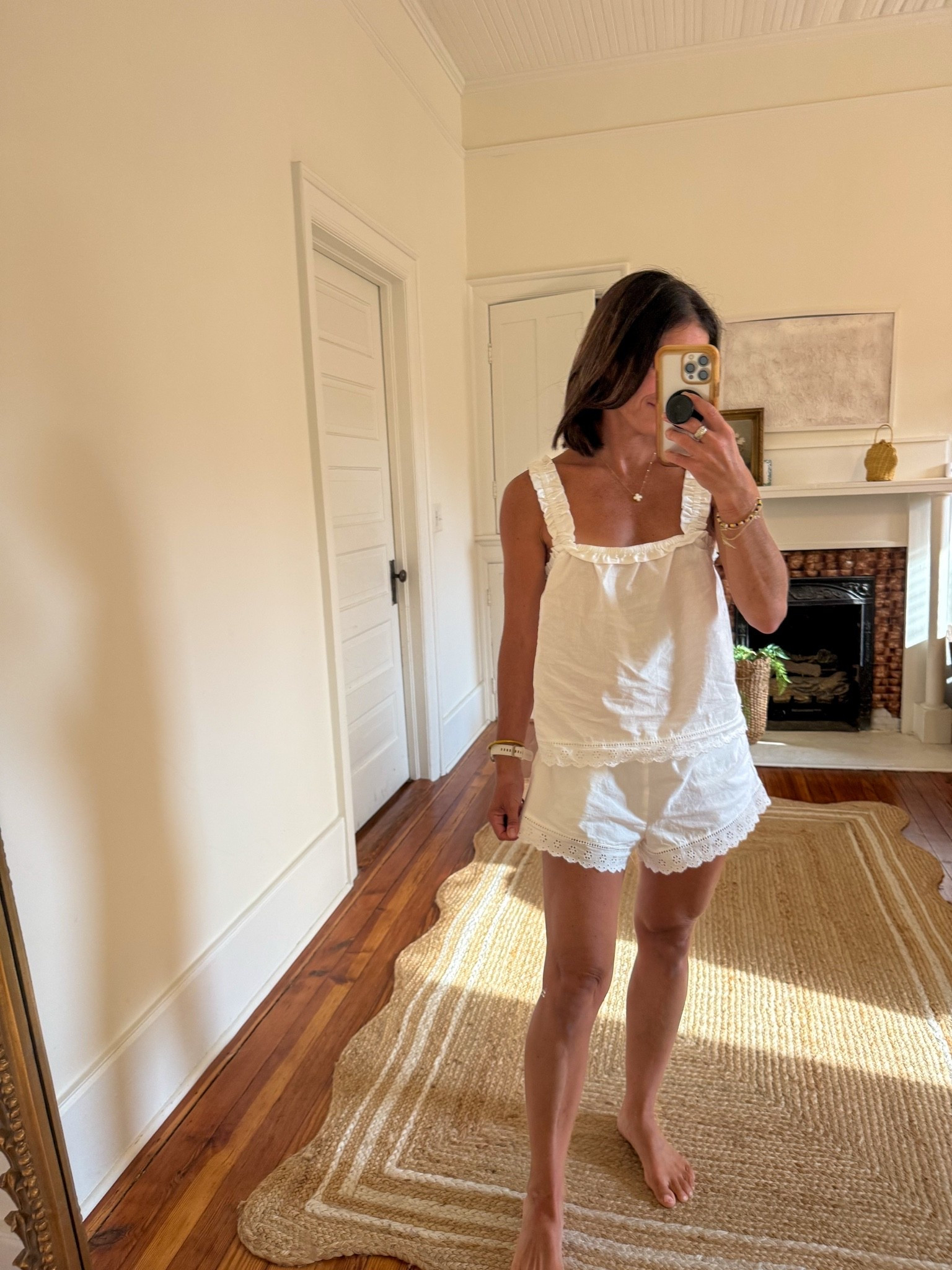 Pajama set $25, small

#LTKdayinmylife #LTKgrwm #LTKootd