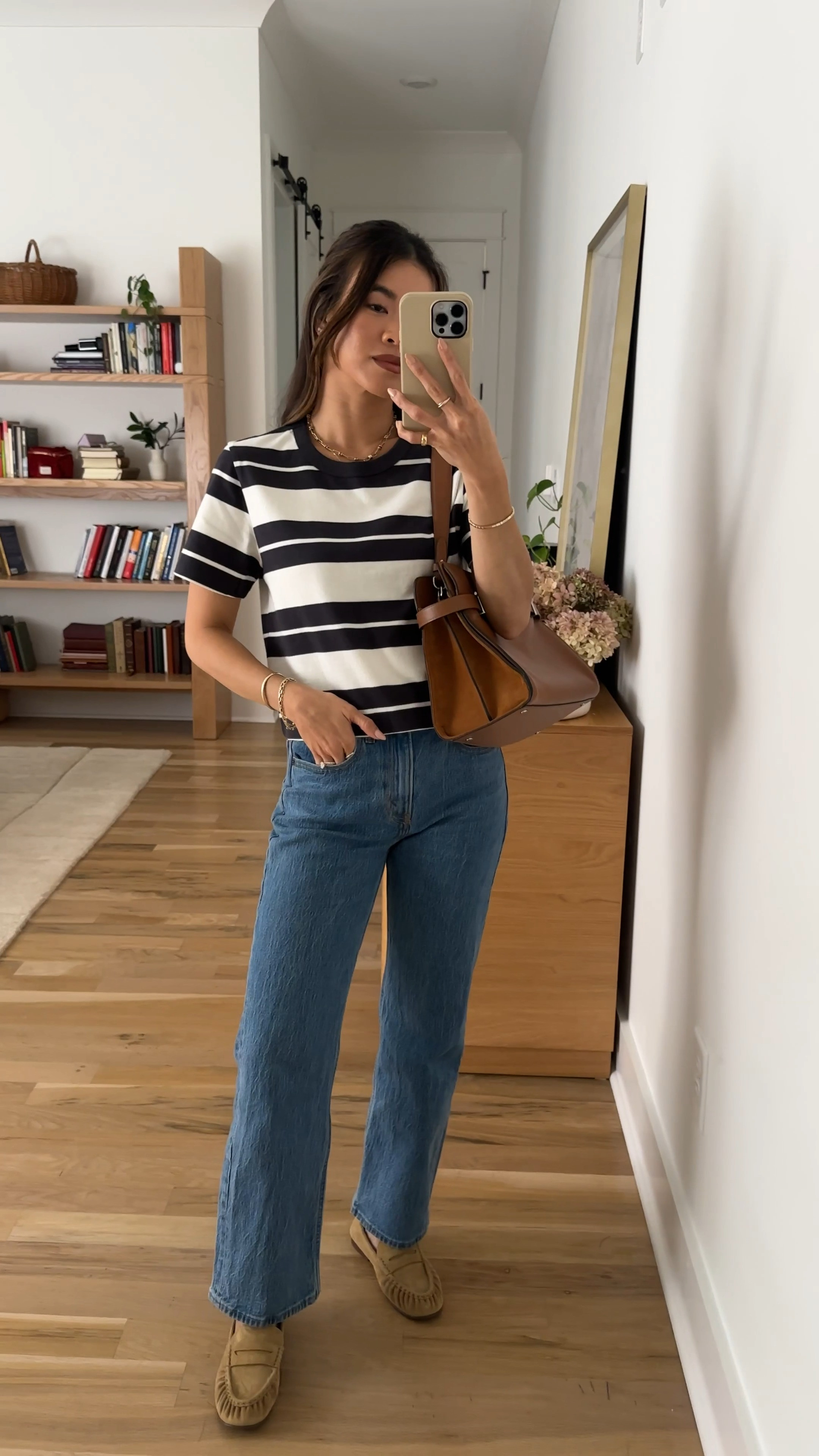 Are you looking for petite friendly denim? These @abercrombie jeans come in short inseams!

Sizing info:
-Evereve Stellan Striped Tee (Size XS in Ashblack)
-Abercrombie High Rise 90s Relaxed Jean (Size 23 Extra Short in Medium Wash)

Petite style, petite fashion, mom outfit, mom style, petite pants, petite outfit ideas, petite outfits, best pants for petite, petite jeans, spring style, spring outfits, vacation outfits, summer outfits, fall jeans, fall pants, autumn top, petite fall outfits, Abercrombie jeans, evereve,

#LTKootd #LTKSeasonal #LTKPetite