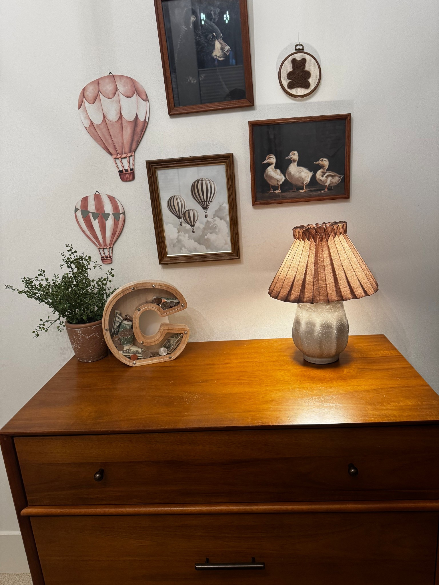 Pleated lamp, target lamp