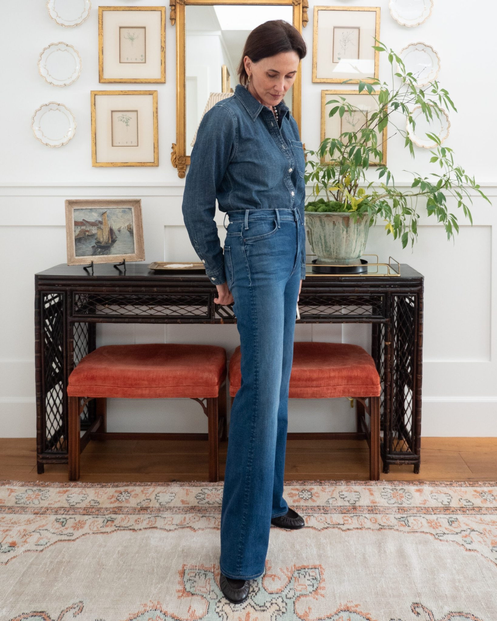 Trying on different jeans with denim shirts this week on A NOTE ON STYLE.

Today, I’m wearing a high rise, wide leg silhouette from MOTHER. I’ve had them for years and regardless of styles that come and go, I’ll keep these. They’re insanely comfortable (with stretch!) and no matter if I fluctuate a few pounds, they still fit. I almost always wear them with a tucked in shirt, blouse or cropped sweater to keep the focus on the high waist. The wider leg calls for a longer length meaning they’ll be paired with a slight heel for an elongated look. For those saying this style only works on tall figures, I say give them a try. There’s a reason MOTHER has them available in PETITE sizes and a bestseller.

Denim shirts are very on trend this season but have been a staple in my closet for years. I have one in a faded wash from ten years ago (similar) and just purchased a clean, darker wash style from Madewell. This is not an area I need to spend a lot on. The fit, wash, and softness of the fabric are what’s important. The Madewell shirt is true to size (wearing a medium) and under $100.



#LTKStyleTip #LTKSeasonal #LTKxMadewell