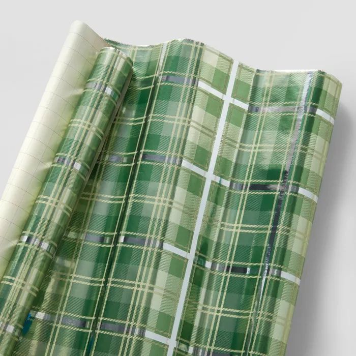 25 sq ft Plaid Gift Wrap Green/White - Wondershop™ | Target