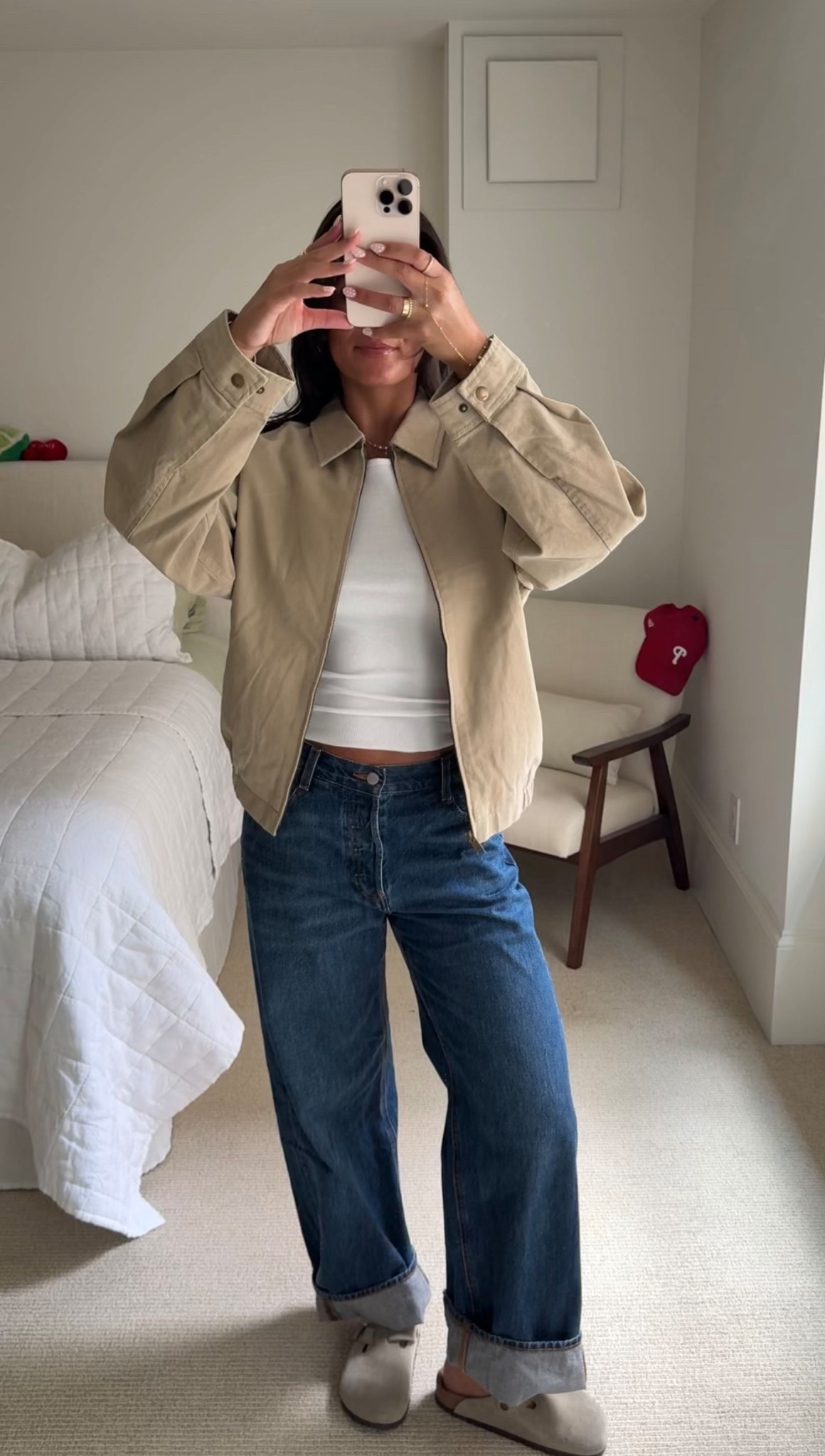 A versatile closet staple that can be dressed up or dressed down! I am wearing a size medium in this jacket! @Aritzia #Ad #AritziaPartner 