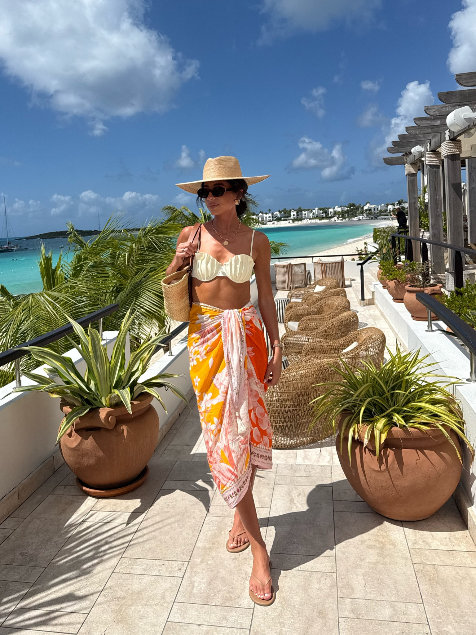 Beach outfit! Size XS bikini top, size S/M straw hat


Vacation outfit
Resort wear 
Pool outfitt

#LTKSwim #LTKStyleTip