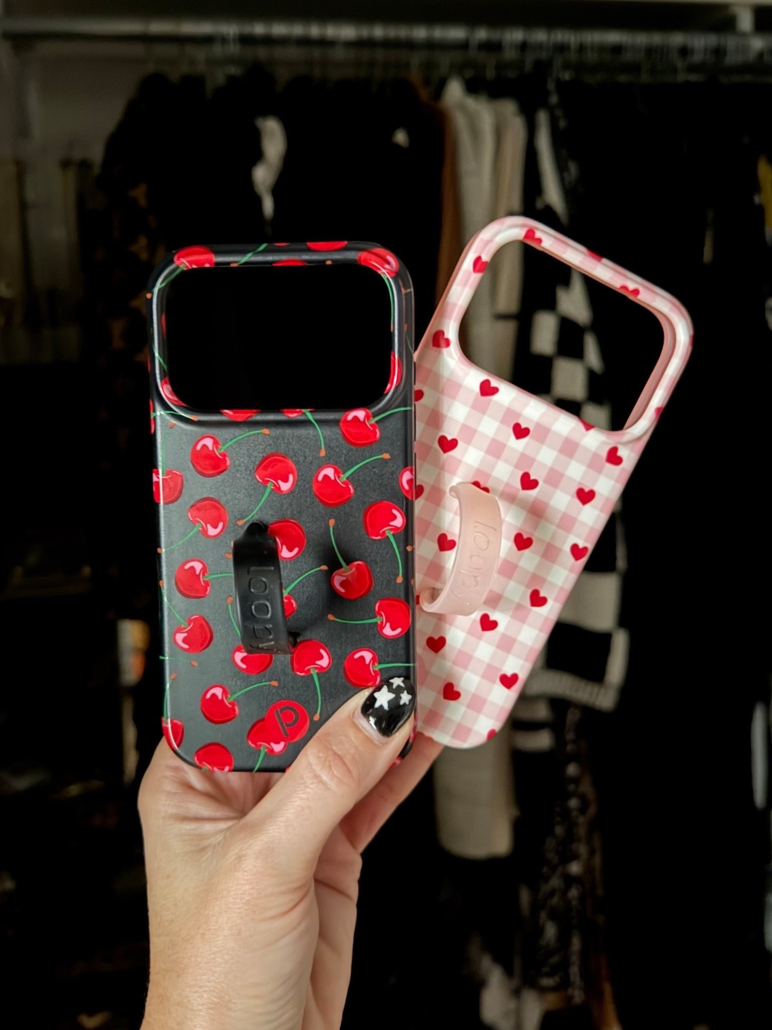Just got a the cutest new Valentine’s Day loopy cases in and I am obsessed with the little cherries and hearts! Use code DTKAUSTIN for 10% off of your entire order!

#LTKValentine