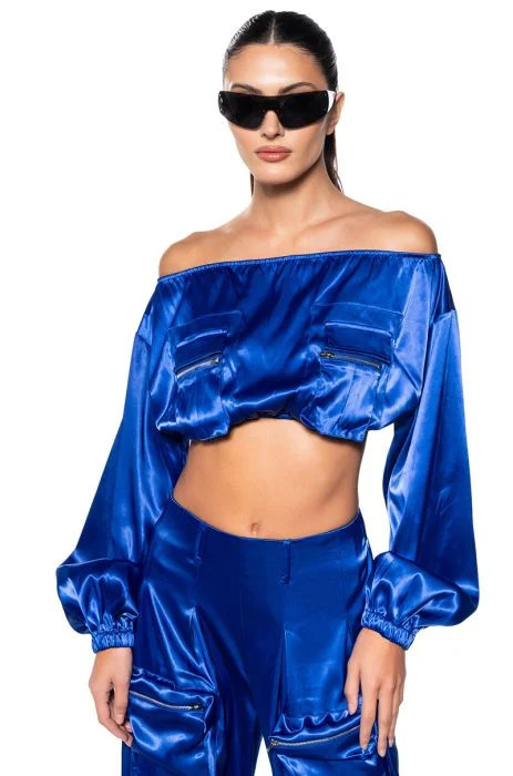 VIOLET DREAMS OFF SHOULDER POCKET DETAIL CROP TOP in royal blue | AKIRA