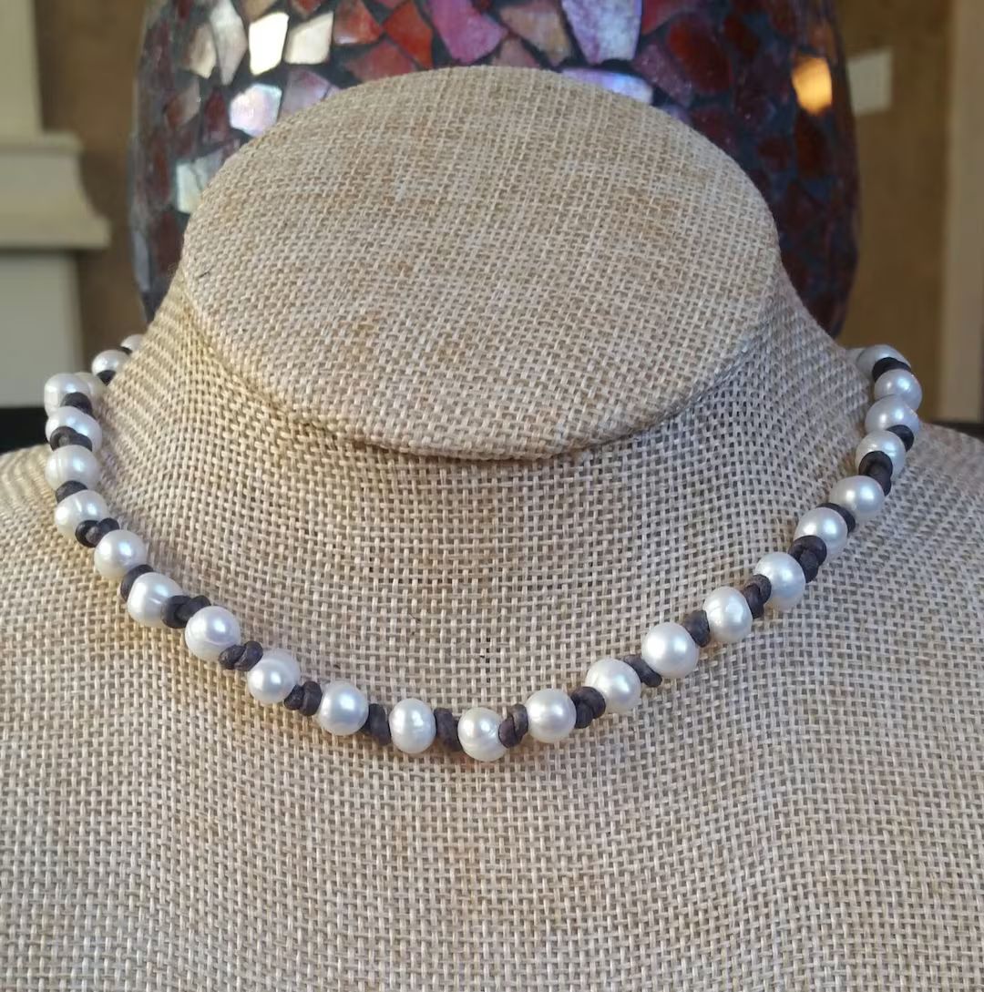 Freshwater Knotted Leather Pearl Beaded Choker, Pearl Necklace, Beach Jewelry, Beaded Choker, Pea... | Etsy (US)