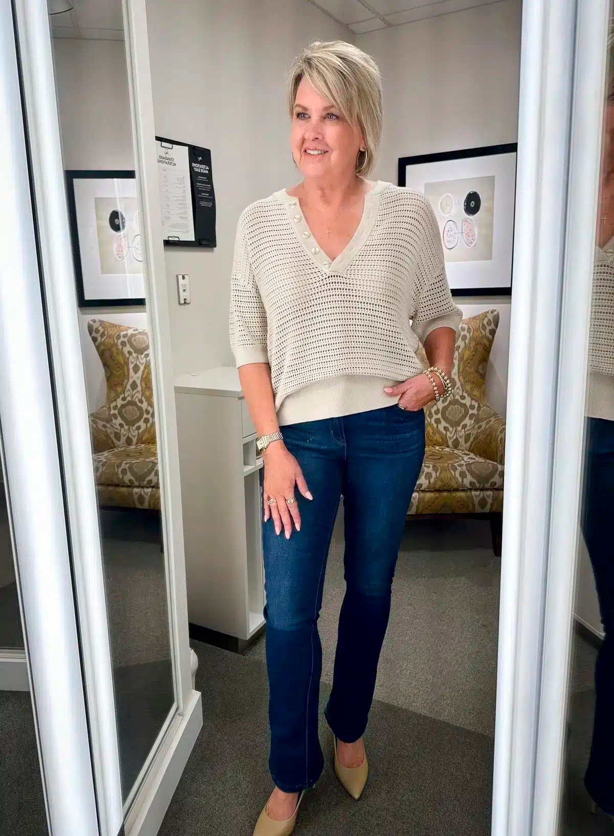 Flattering jeans to add to your wardrobe for Fall. The dark wash looks a little dressier and I’m wearing a size 8.

#LTKWorkwear #LTKOver40 #LTKootd