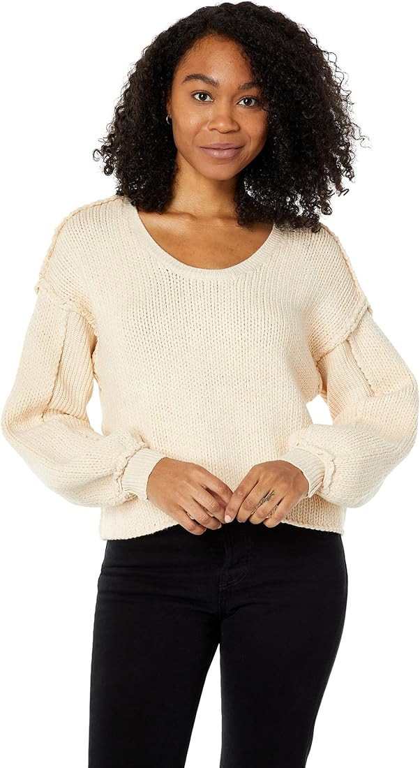 Saltwater Luxe Everlee Long Sleeve Scoop Neck Sweater | Amazon (US)