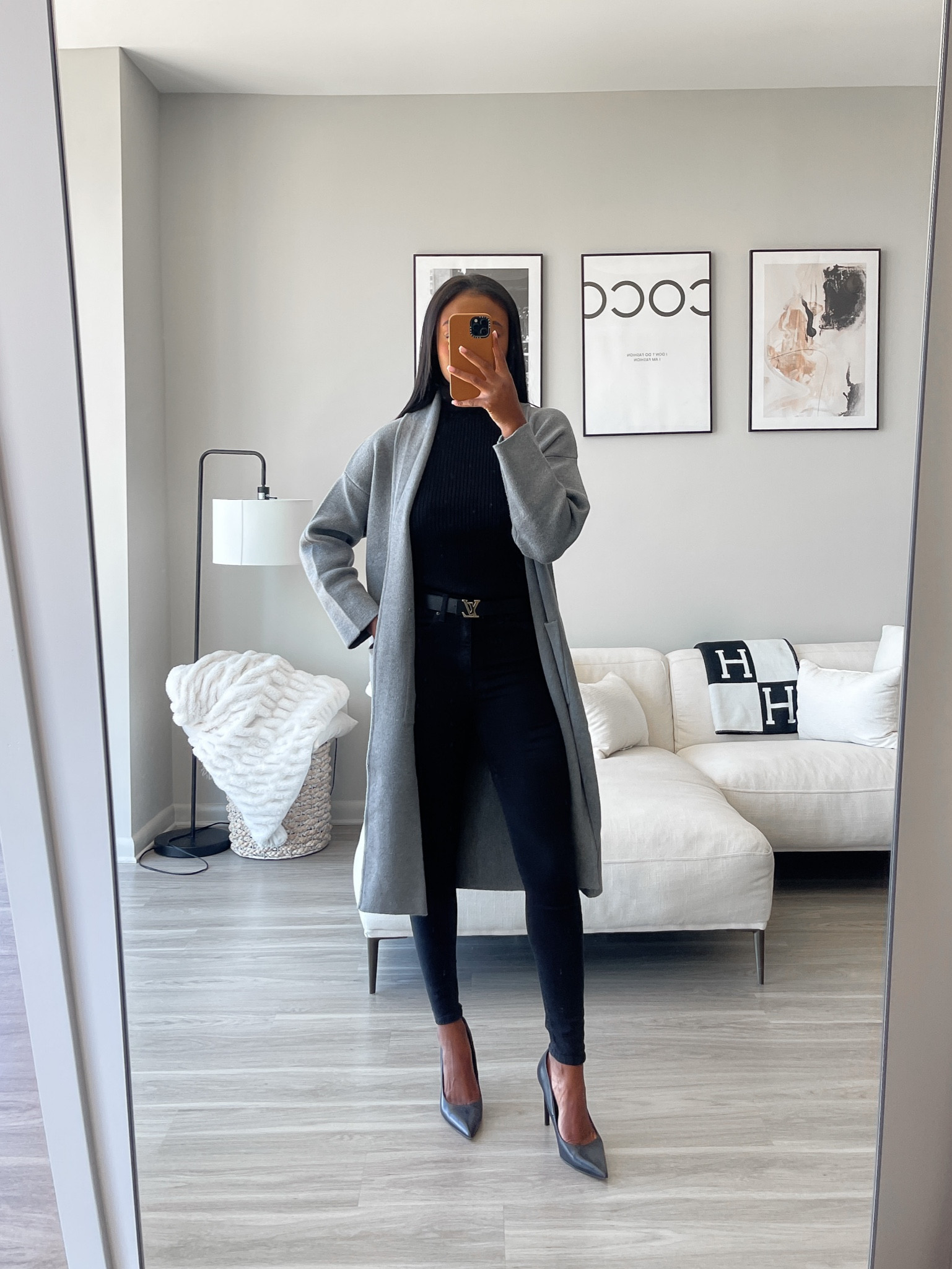 Grey oversized coat for fall! Wearing a size small. Paired with black pumps and skinny jeans!  🤍 #fallstyle 

#LTKSeasonal #LTKworkwear #LTKstyletip