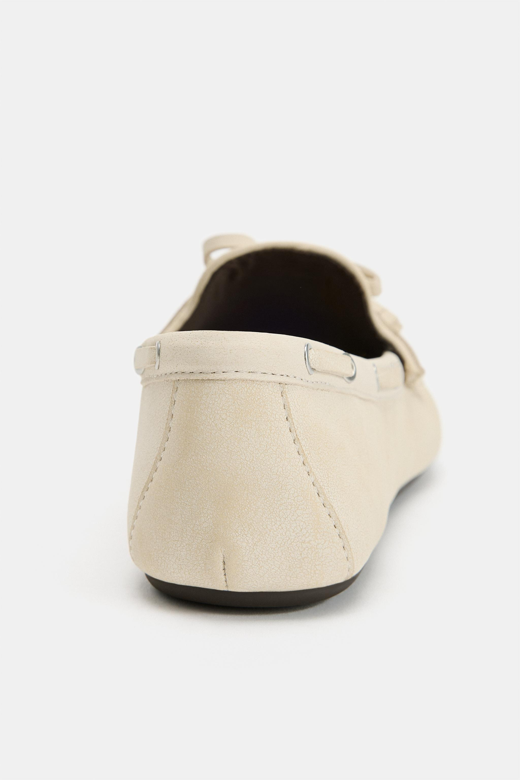 LEATHER GATHERED FLAT LOAFERS | Zara US