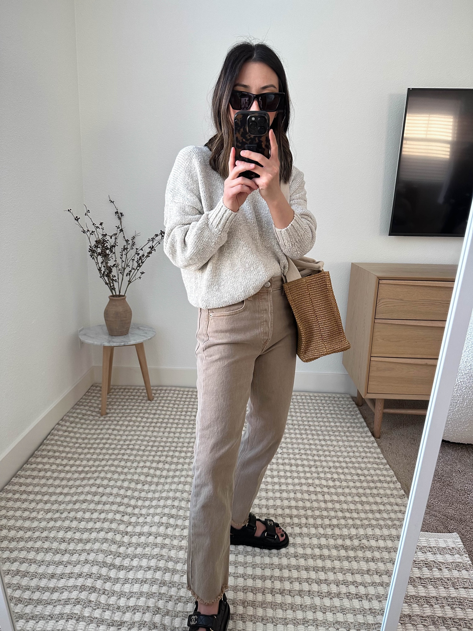 Palm Desert outfits. Travel outfit. Favorite summer sweater from jenni Kayne. Gap cheeky jeans that’s are so good. Just size up. 

Sweater - Jenni Kayne xxs
Jeans - Gap 26 short
Sandals - Chanel 35
Bag - Marni tote
Sunglasses - YSL Mica 

Petite style, tonal style, neutral outfit, capsule wardrobe, minimal Style, street style outfits

#LTKshoecrush #LTKunder100 #LTKitbag