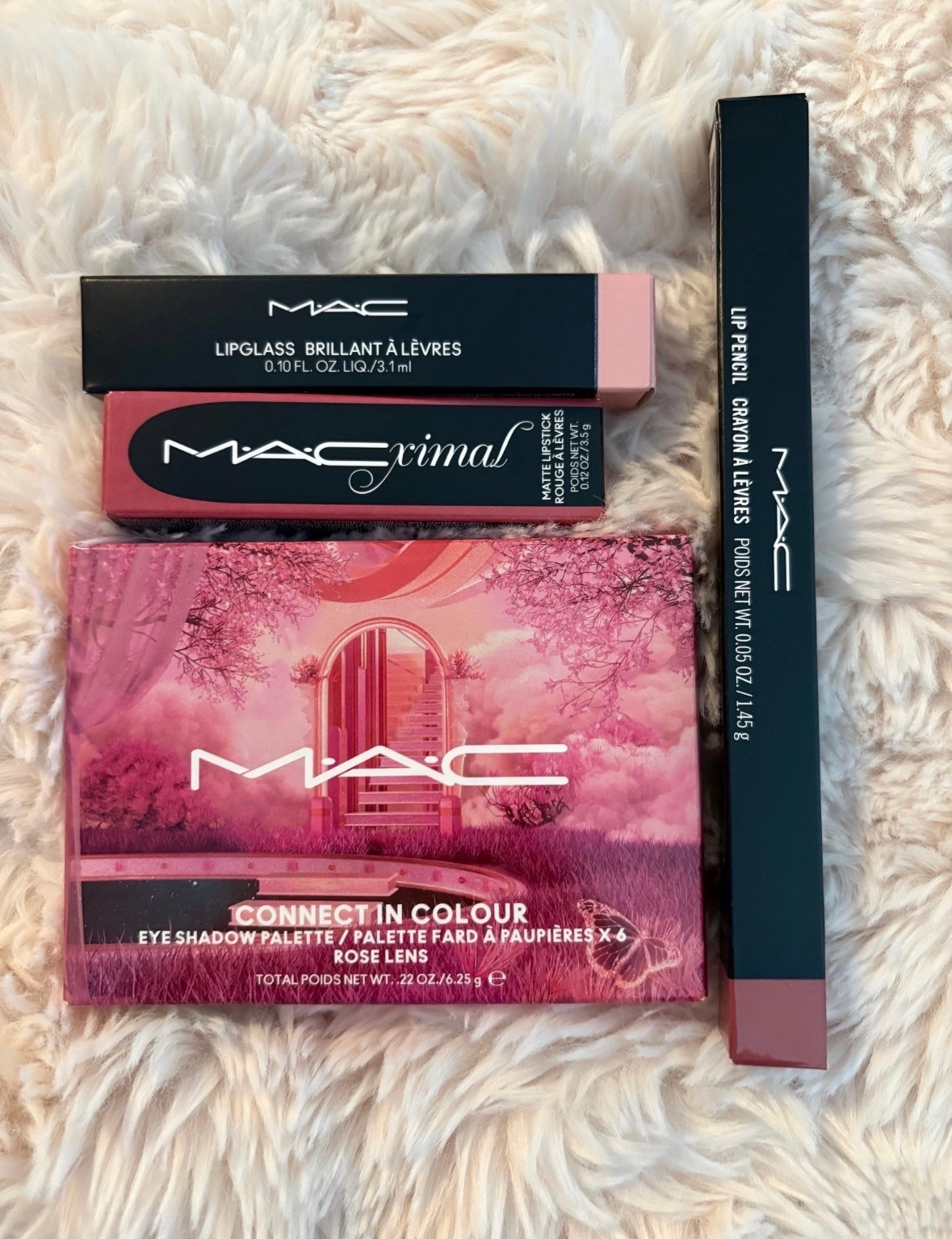 My favorite eye and lip combo is 30% off at MAC! 

MAC Cosmetics. Makeup deals. Beauty Hacks. MAC.

#LTKgrwm #LTKSaleAlert #LTKBeauty

Comment SHOP below to receive a DM with the link to this post on my LTK ⬇ https://liketk.it/6dBdJ

#LTKgrwm #LTKSaleAlert #LTKBeauty