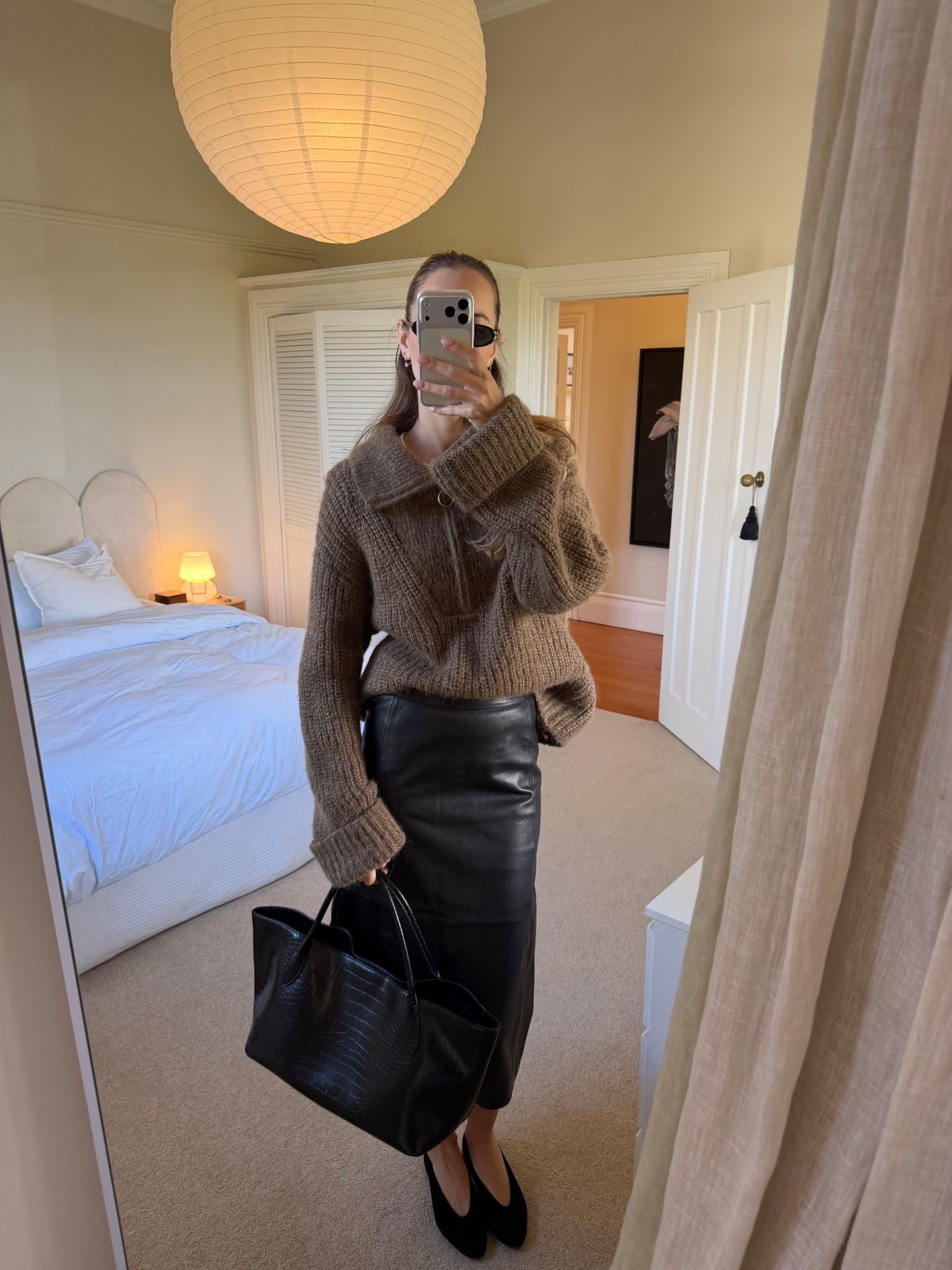 Leather skirt & oversized knit is the perfect autumn outfit combo 🤌🏼

#LTKautumn #LTKaustralia #LTKnewzealand