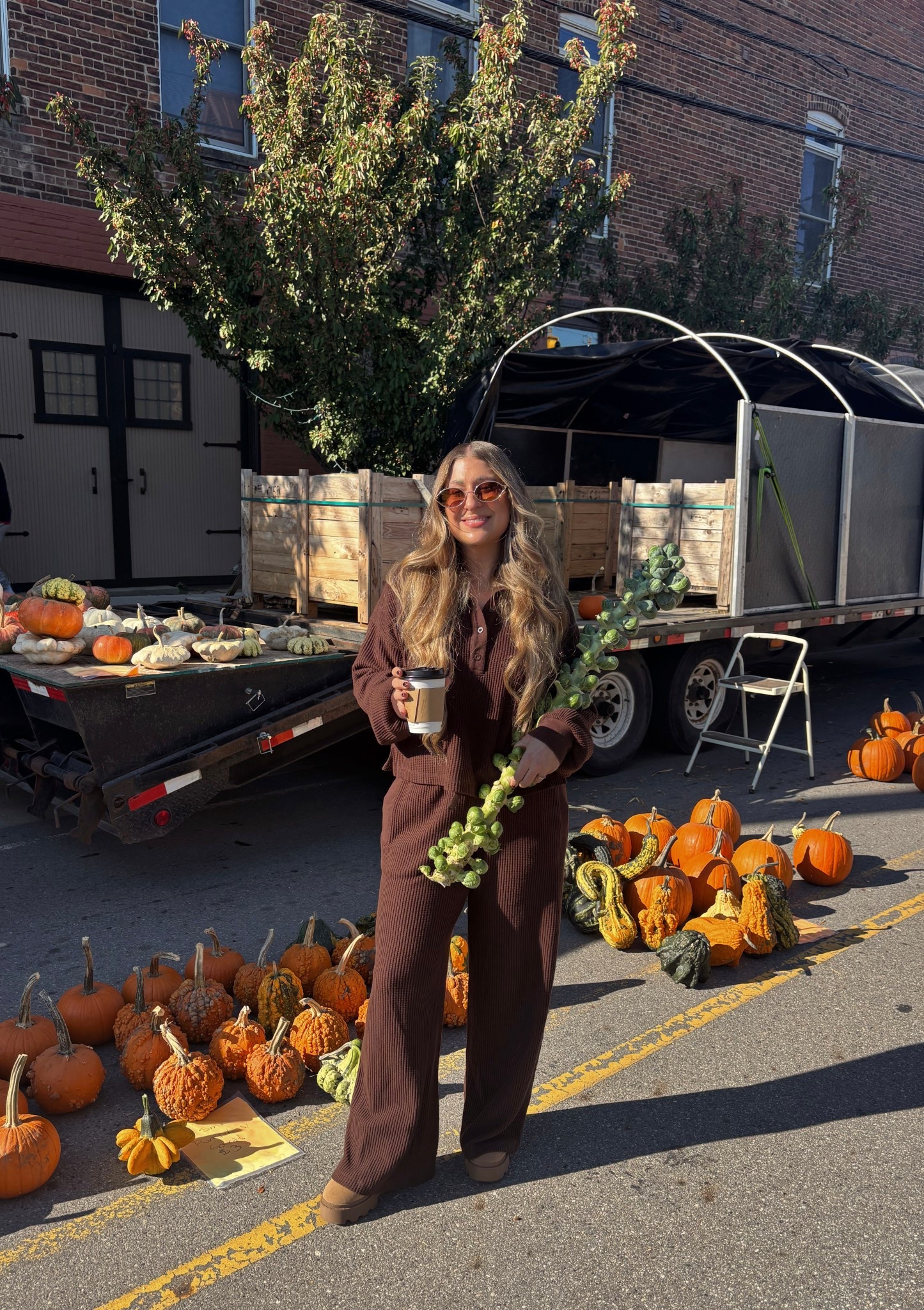 One thing about me, I’m always going support brussels sprouts from the stalk. Proudly carrying them around the farmers market like a bouquet every single time 👏



#LTKSeasonal #LTKPetite