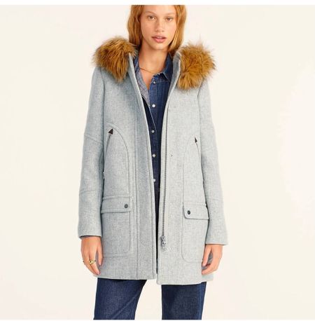 Best selling Chateau Parka from Jcrew is a keeper. Wardrobe Staple. Perfect wool coat. Lovely cozy coat. Winter essentials  
.
.
.
.
.
#theglennygirl #kybloggers #theeverygirl #everydayblogger #howwelou #louisvillelove #darling #ootd #kentuckyblogger #southerncharm #southernblogger #fashionist 