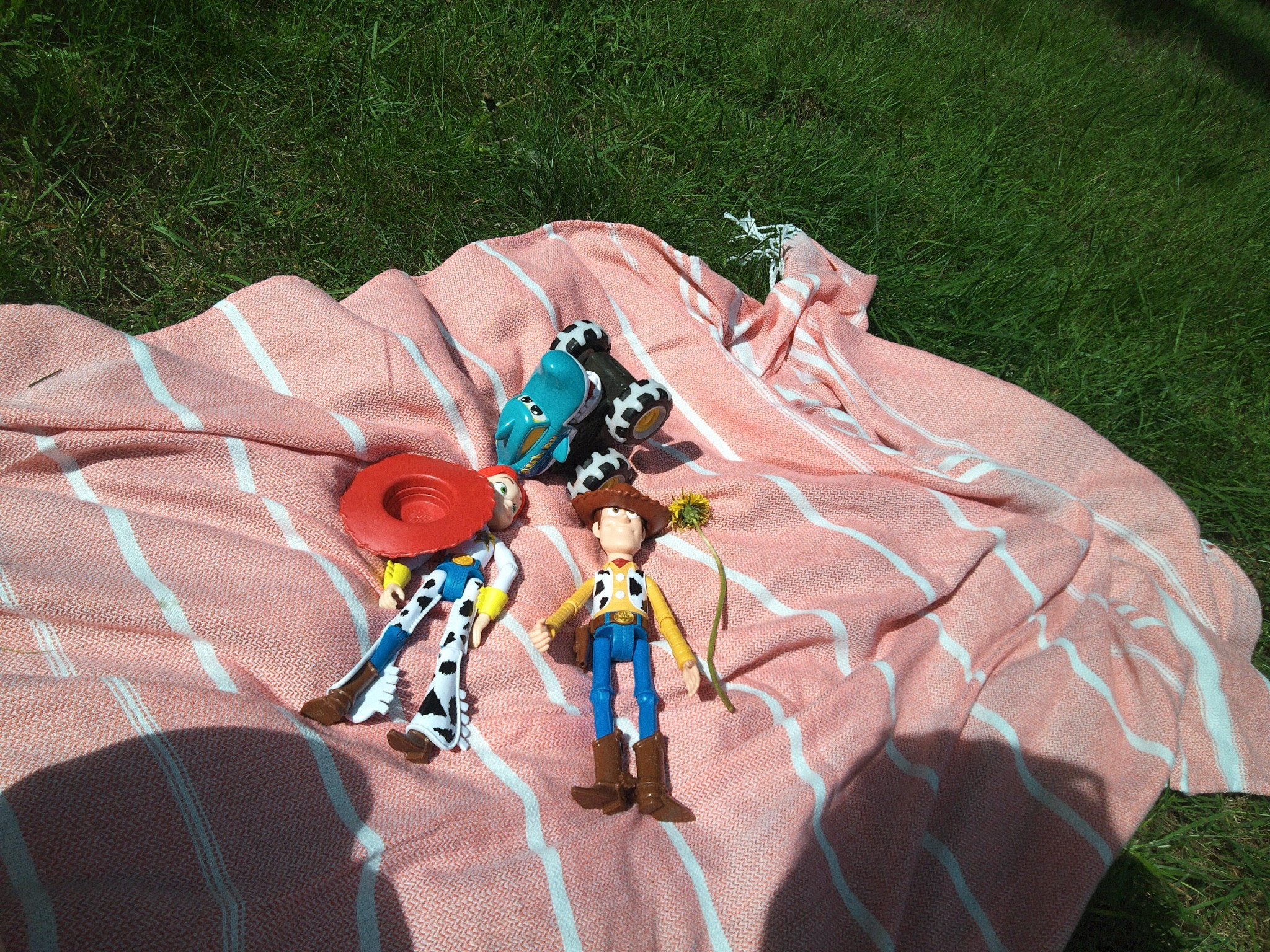 Loving this season of life so much, sunny days in the backyard with their favorite toys