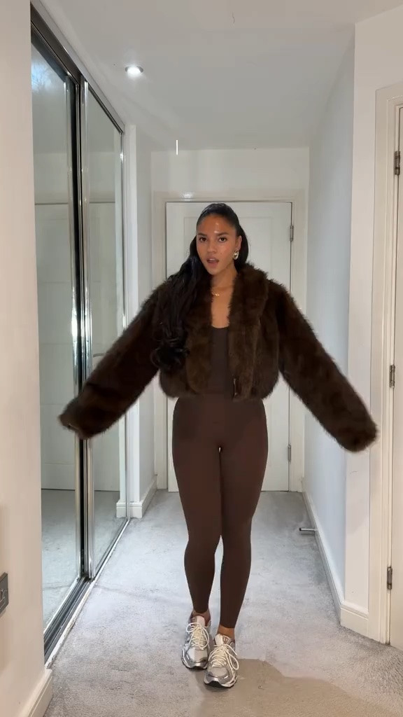 Cozy autumn outfit season 🤎🍂 This **brown fur coat from EGO** is the perfect statement piece for those crisp autumn days.

#CozyAutumnOutfit #AutumnOutfit #AutumnStyle #BrownFurCoat #EGO #EGOOfficial #LTKStyle #LTKCreator #FallFashion #AutumnFashion #CozyStyle #OutfitInspo #AutumnVibes

#LTKFashionMonth #LTKautumn #LTKstyletip