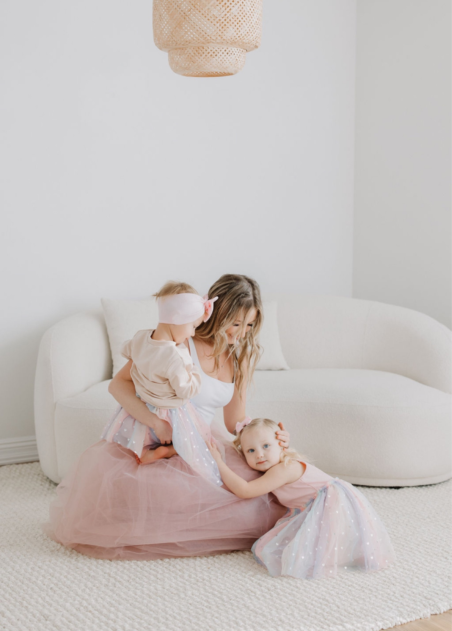 Mommy and me outfits, mama and me photo shoot, mama and me photo shoot outfits, matching mommy and me outfit, mommy and me photos 

#LTKfamily #LTKkids