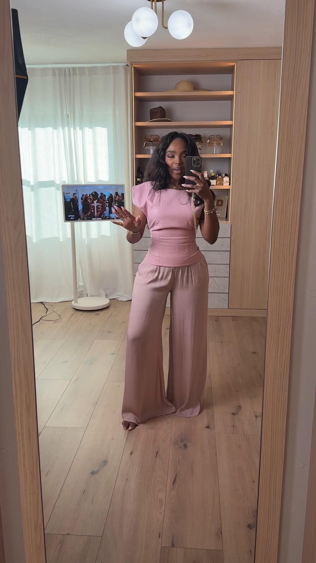 Hi babes!

Okay this set is going VIRAL right now and I fully understand why — the fit is so flattering and the color is that perfect soft pink that looks good on everyone. This is one of those easy sets that makes you look instantly put together with zero effort.

This one is already a high sell-out risk, especially in this color — I wouldn’t wait on it.

The top cinches you in at the waist and the pants are that perfect flowy fit that elongates your legs while still being insanely comfortable.

Where to wear this:
• Brunch dates
• Travel days
• Casual dinners
• Running errands but still looking cute

Everything is linked below.

xx Kira | @kirasfashionfinds

Measurements: 5’4” | 138 lbs | 34D | 27” waist | 40” hips

#LTKvlog #LTKgrwm #LTKootd