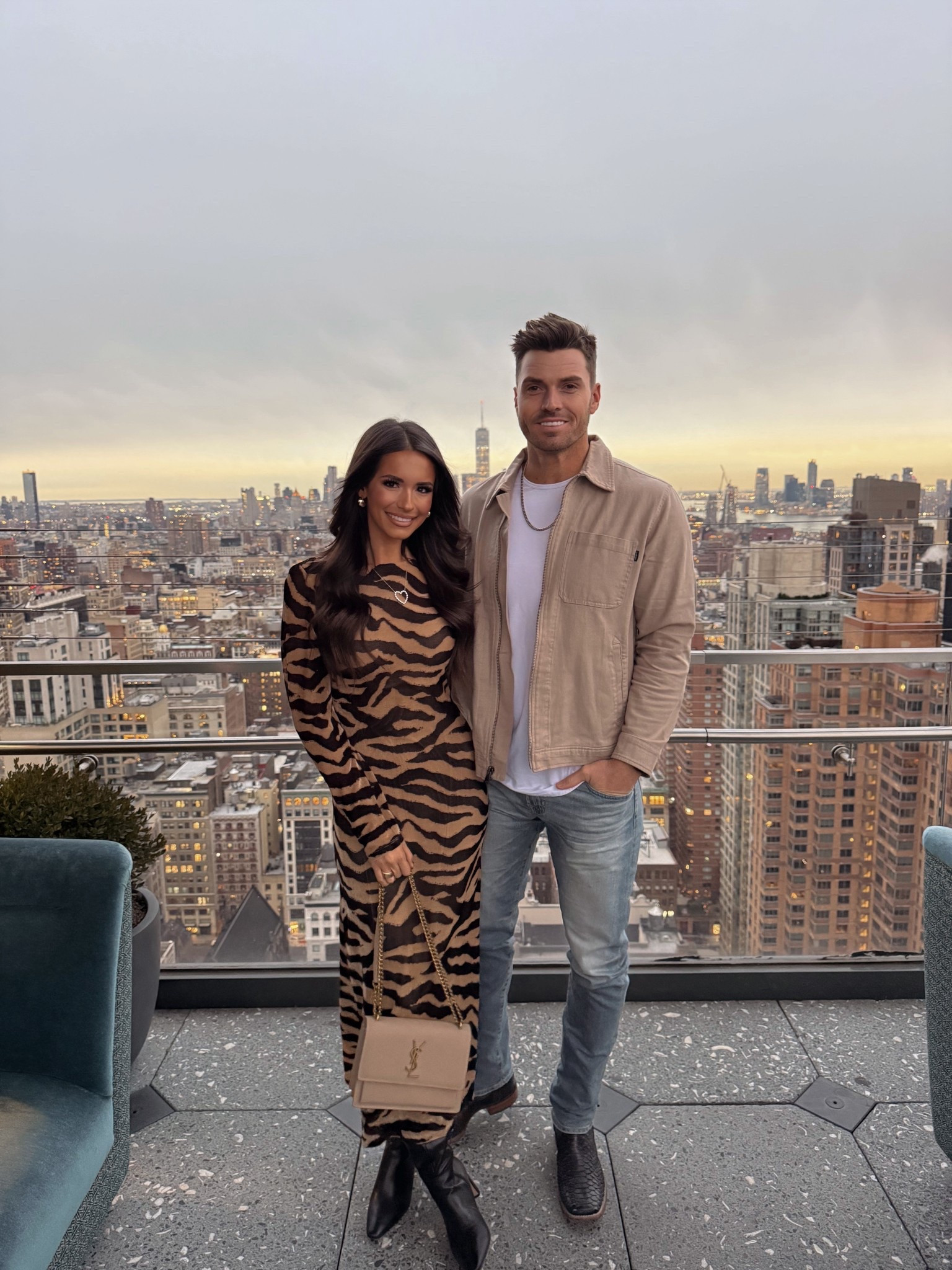 Dress is These Three Boutique - linked similar options 

#LTKSeasonal #LTKFindsUnder100 #LTKTravel