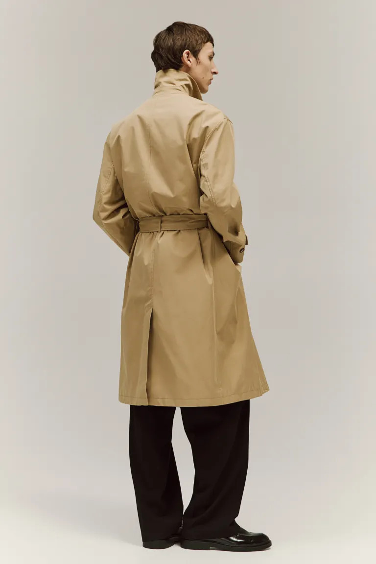 Oversized Fit Trench Coat - Long sleeve - Knee-length - Beige - Men | H&M US | H&M (US + CA)