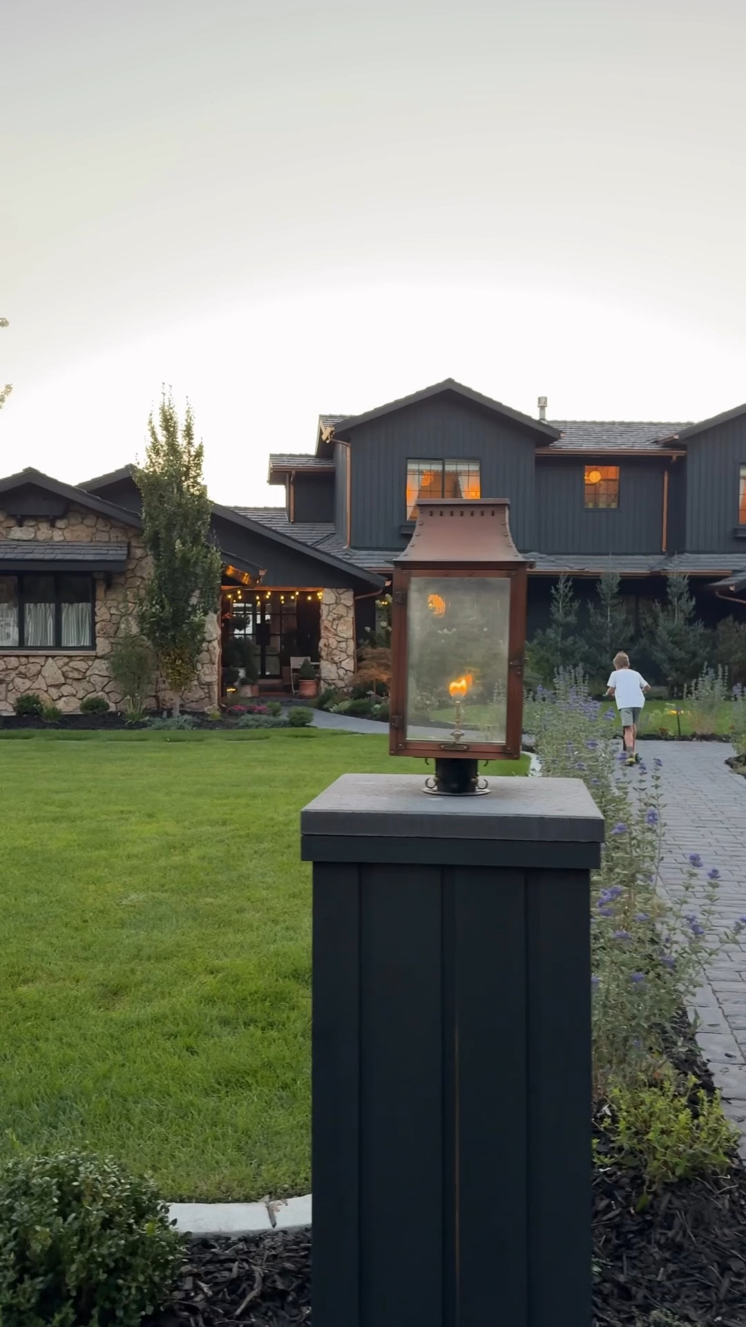 Our latest update was the gas lanterns and new mailbox I found @wayfair the added so much!!! I rounded up all my favorite outdoor finds for spring from lighting to outdoor furniture. #ad #wayfair @wayfair #wayfairpartner 