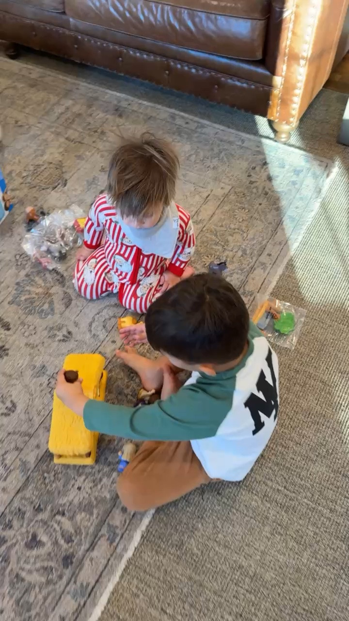 Such a cute nativity music playing set for the kids!

nativity scene, amazon toys, melissa & doug toys, nativity set toy, toy sets, christmas toys, holiday sets, gift guide, Grace White

#LTKFindsUnder50 #LTKSeasonal #LTKHoliday