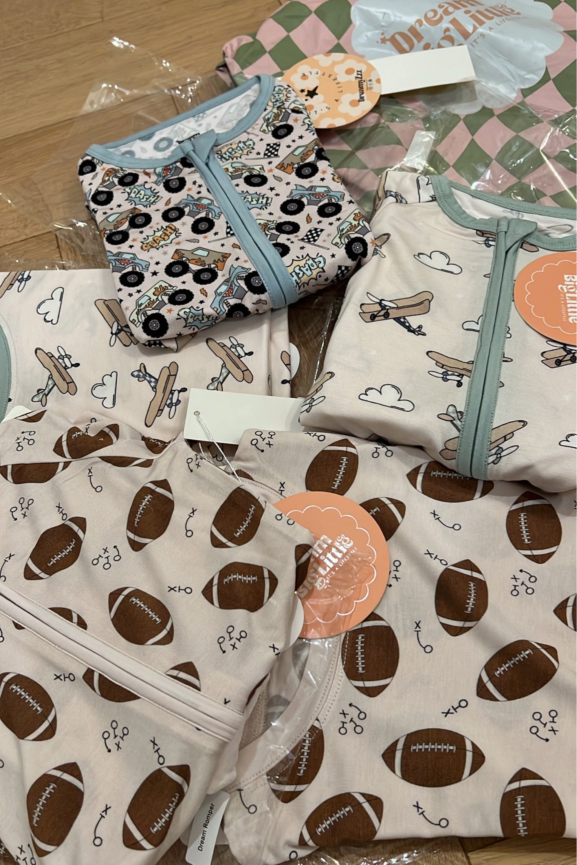 Cute baby and toddler pajamas for Super Bowl! Football onesies, football pjs, football pajamas for the baby and toddler! 

Just got these in for Oliver & Beau and they are the softest! 

Also how cute are the plane print and monster jam prints? 

Baby boy outfits, baby boy style, toddler boy outfit, toddler pajamas 


#LTKbump #LTKkids #LTKbaby