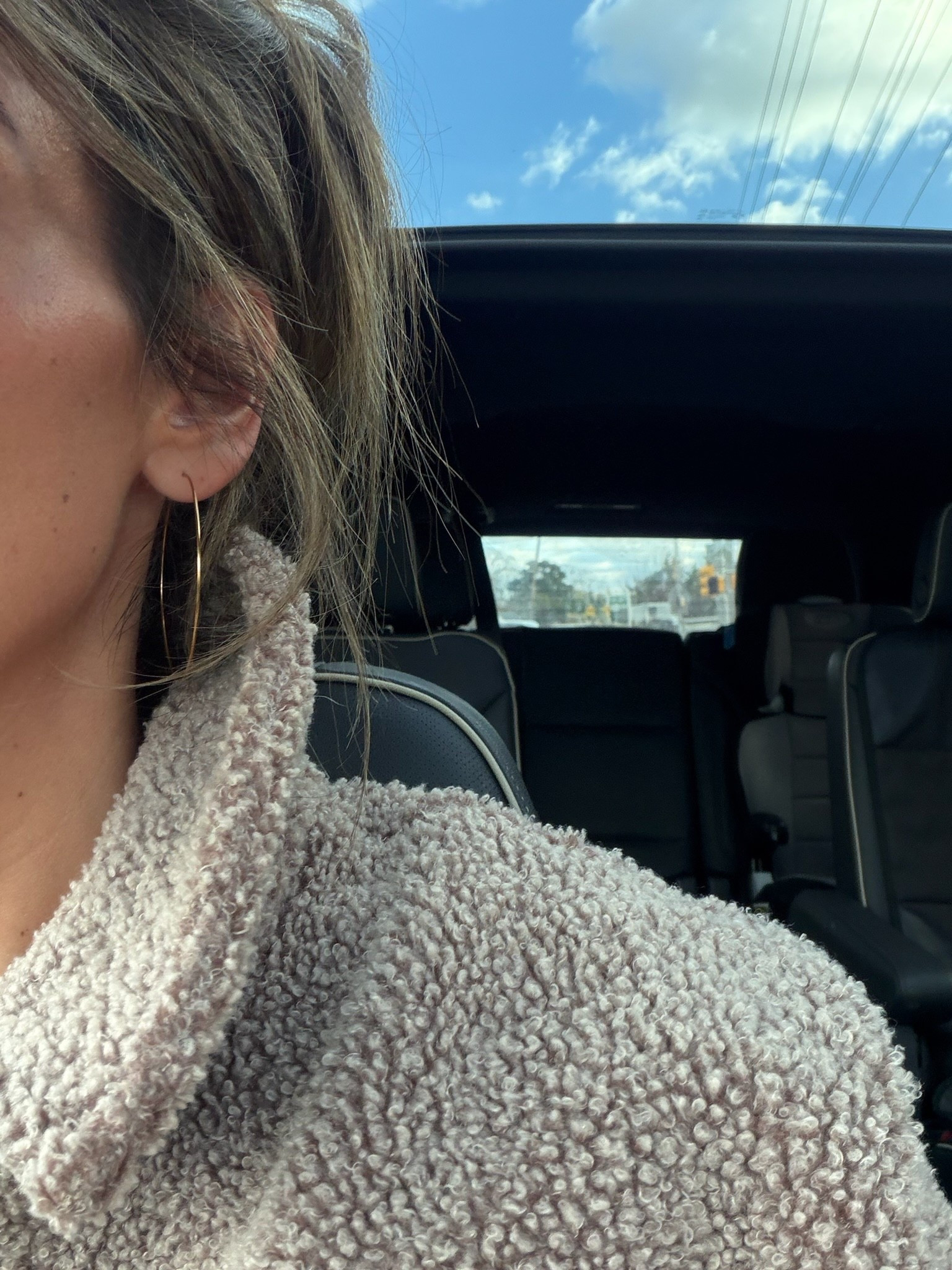 My favorite light weight earrings 

#LTKSaleAlert #LTKFindsUnder50 #LTKootd