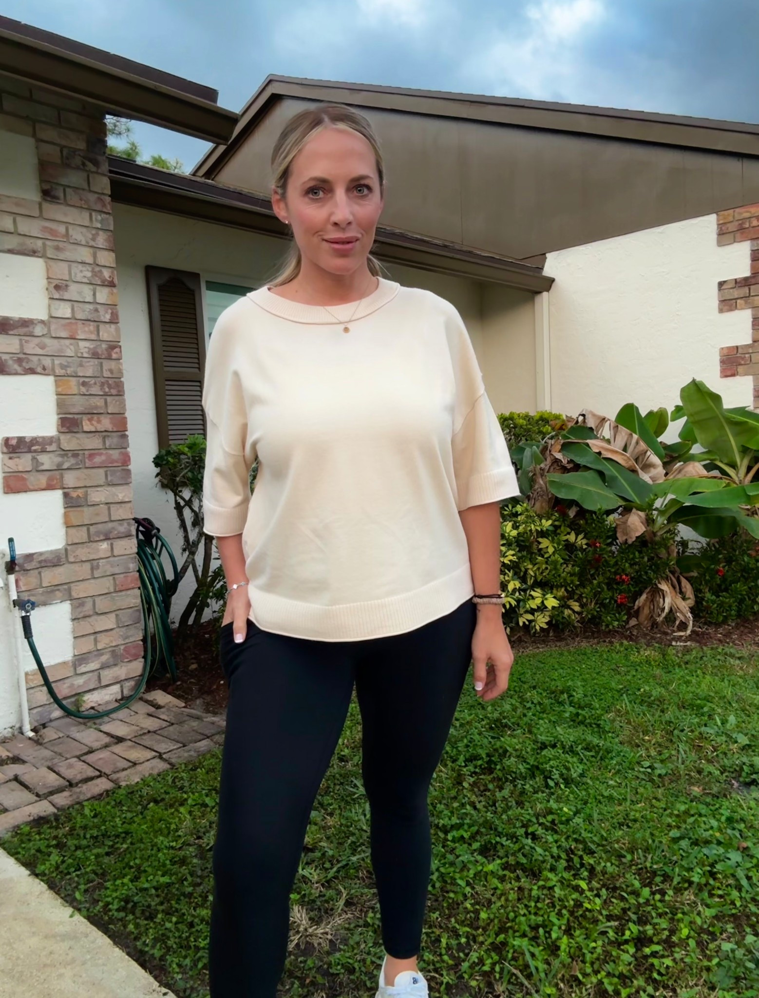 Neutral outfit 

#LTKootd #LTKFindsUnder50 #LTKMidsize