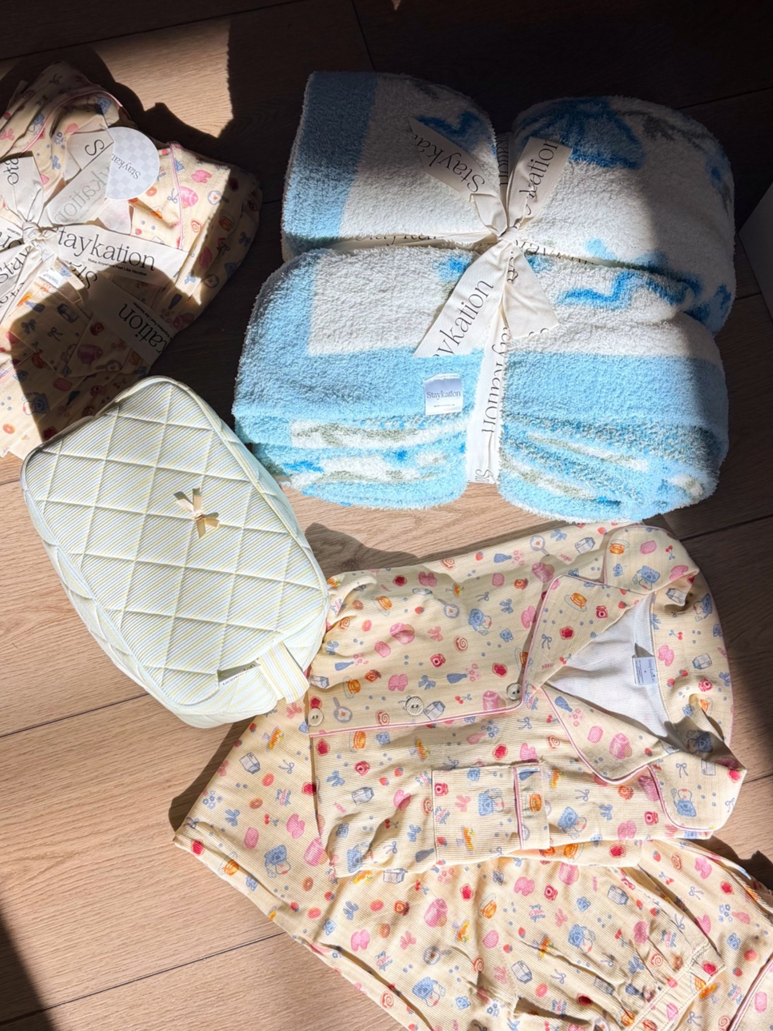 My favorite blankets and pajamas! @shopstaykation

#LTKMothersDay #LTKdayinmylife #LTKmomlife