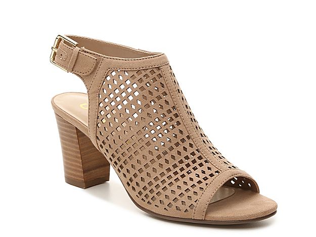 Unisa Pryce Sandal - Women's - Tan | DSW