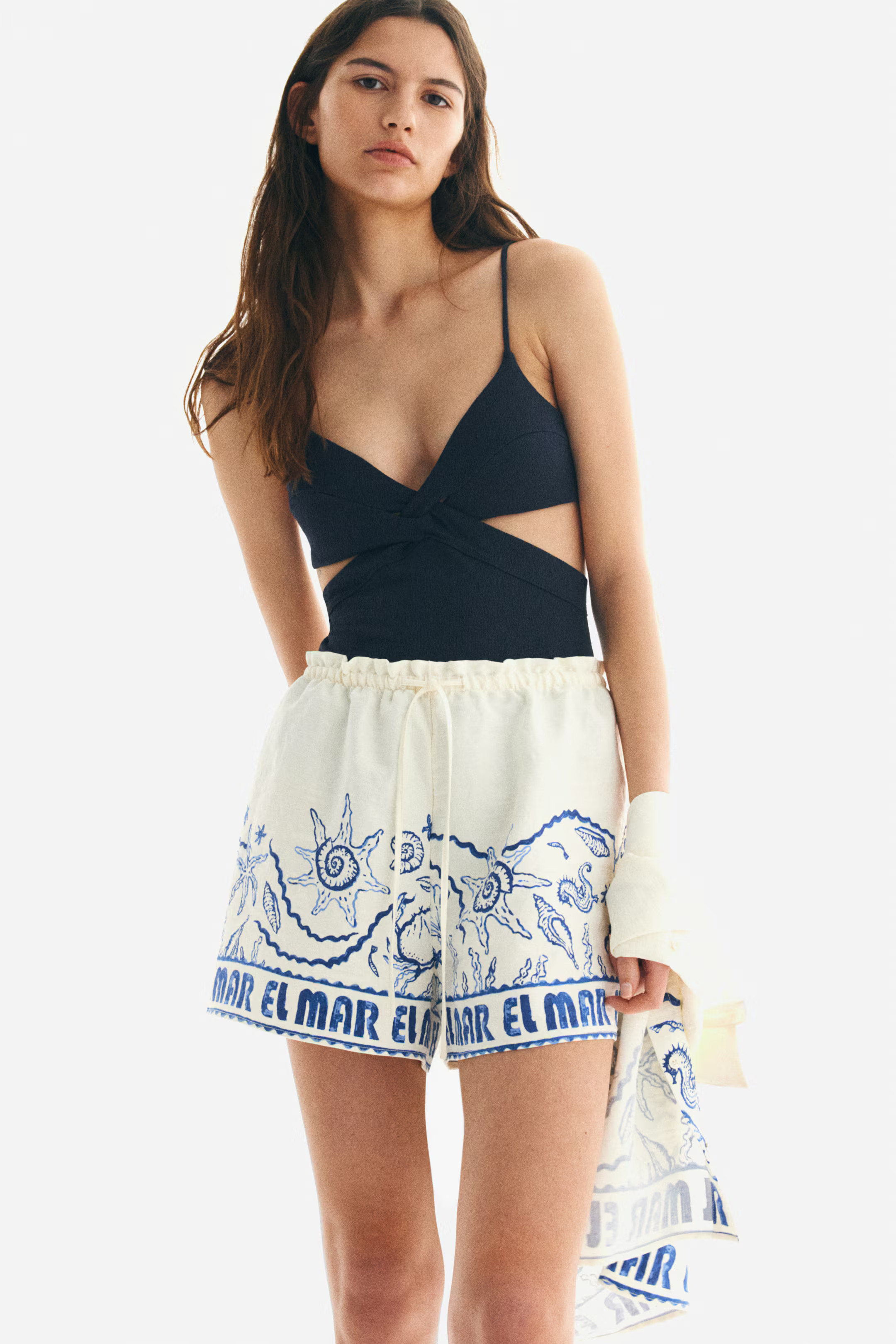 Printed shorts | H&M (UK, MY, IN, SG, PH, TW, HK)
