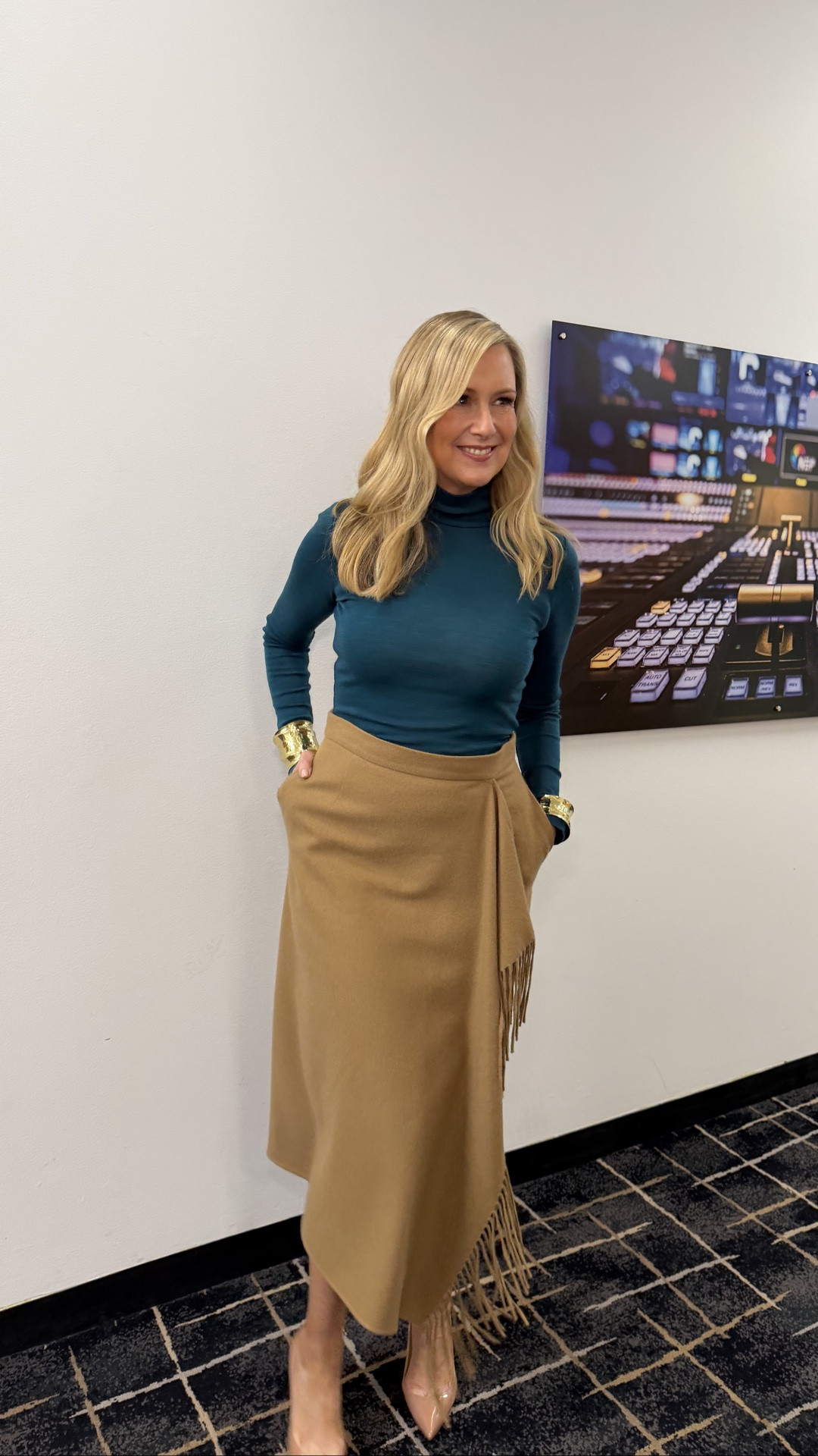 Teal from Carla Zampatti & a vintage skirt

#LTKaustralia #LTKautumn #LTKover50style
