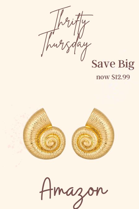 Deal 

Gold shell earrings now $12.99

These are perfect for summer


#LTKFindsUnder50 #LTKStyleTip
