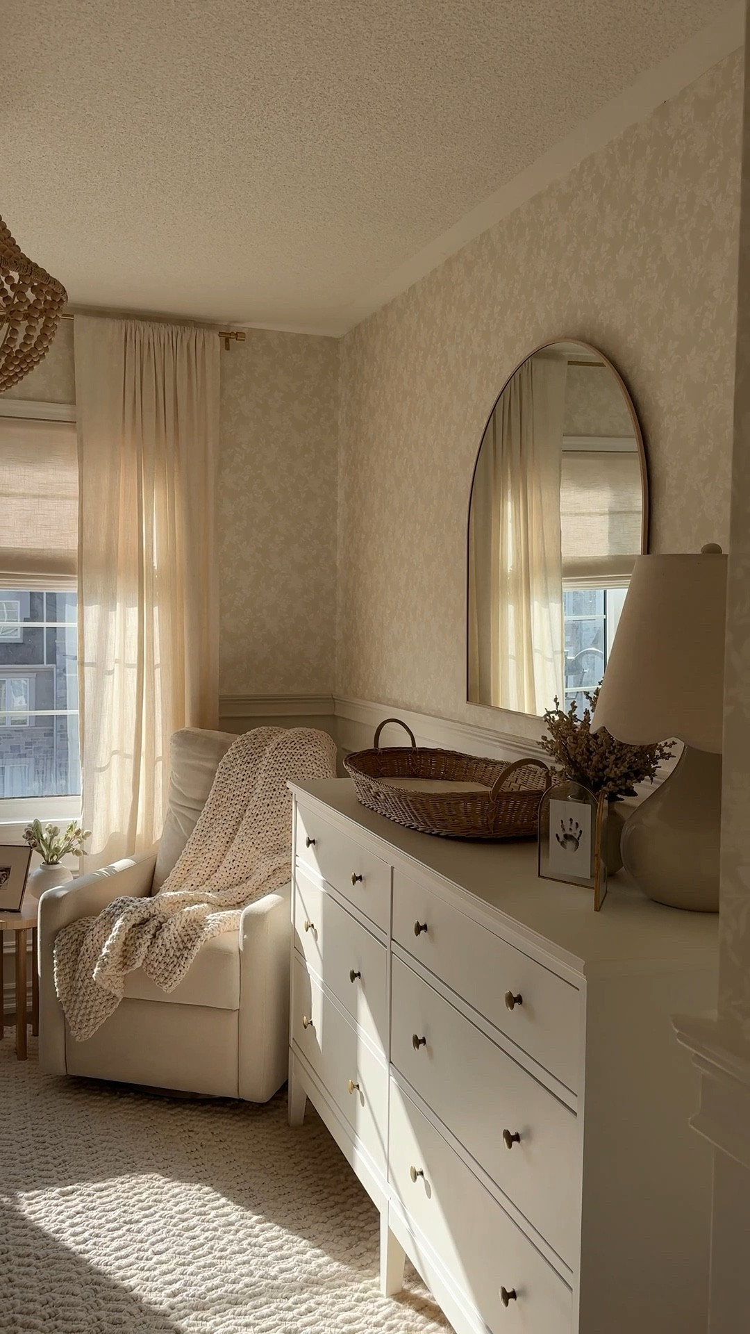 when the spring sun hits the nursery ✨🌞💛 

#LTKcasa #LTKbaby