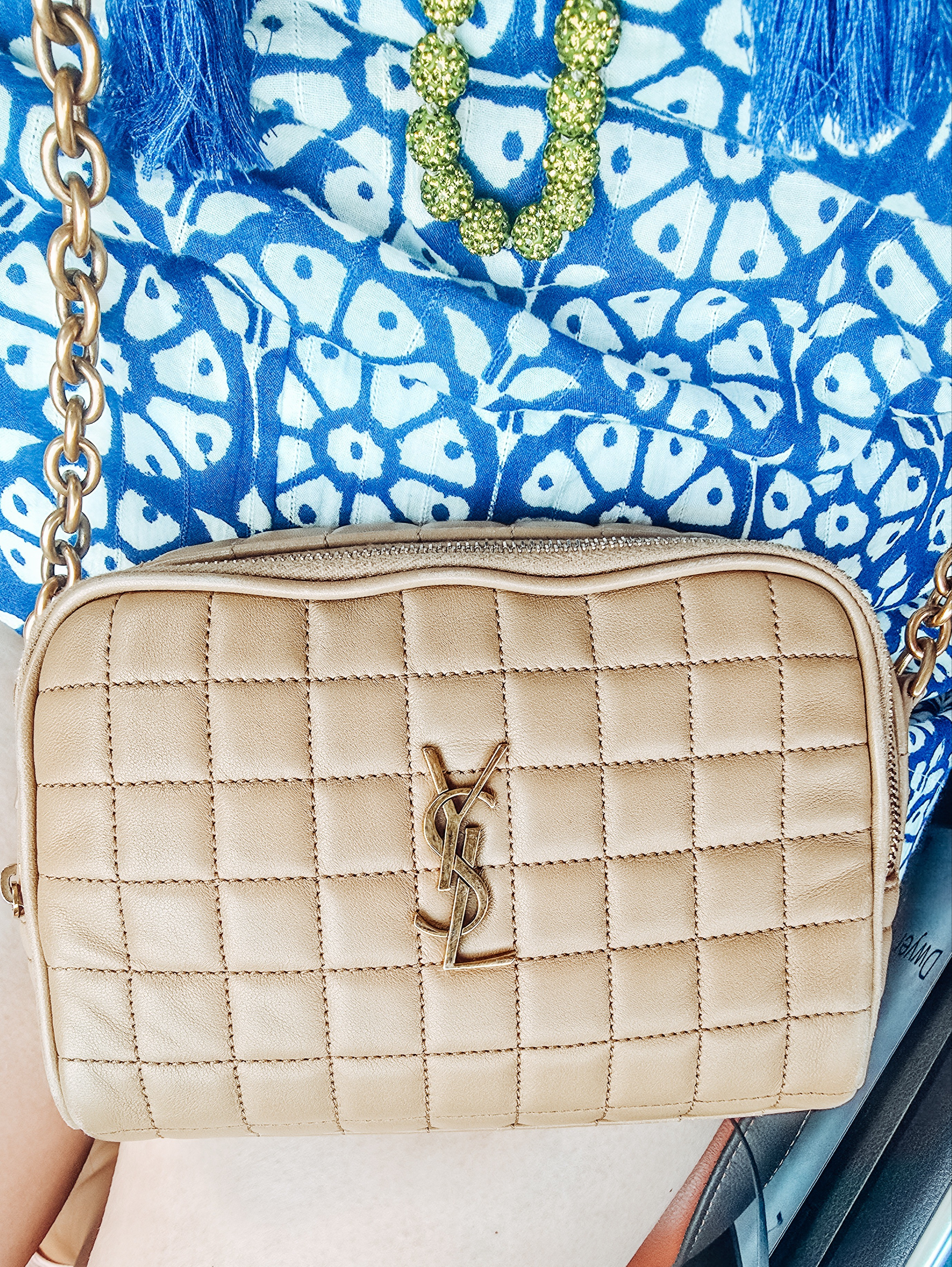 Ok this has been the best little travel bag! #yslUse my code @vivrelle - livinglargeinlilly for 1 month free! #ad #purses #livinglargeinlilly #vivrelle 

#LTKdayinmylife #LTKTravel