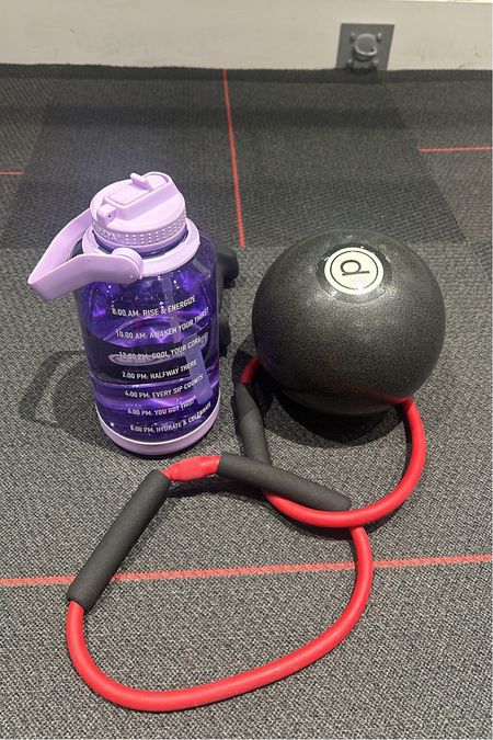 Water bottle for workouts 

#LTKfitness #LTKfindsunder50 #LTKhome