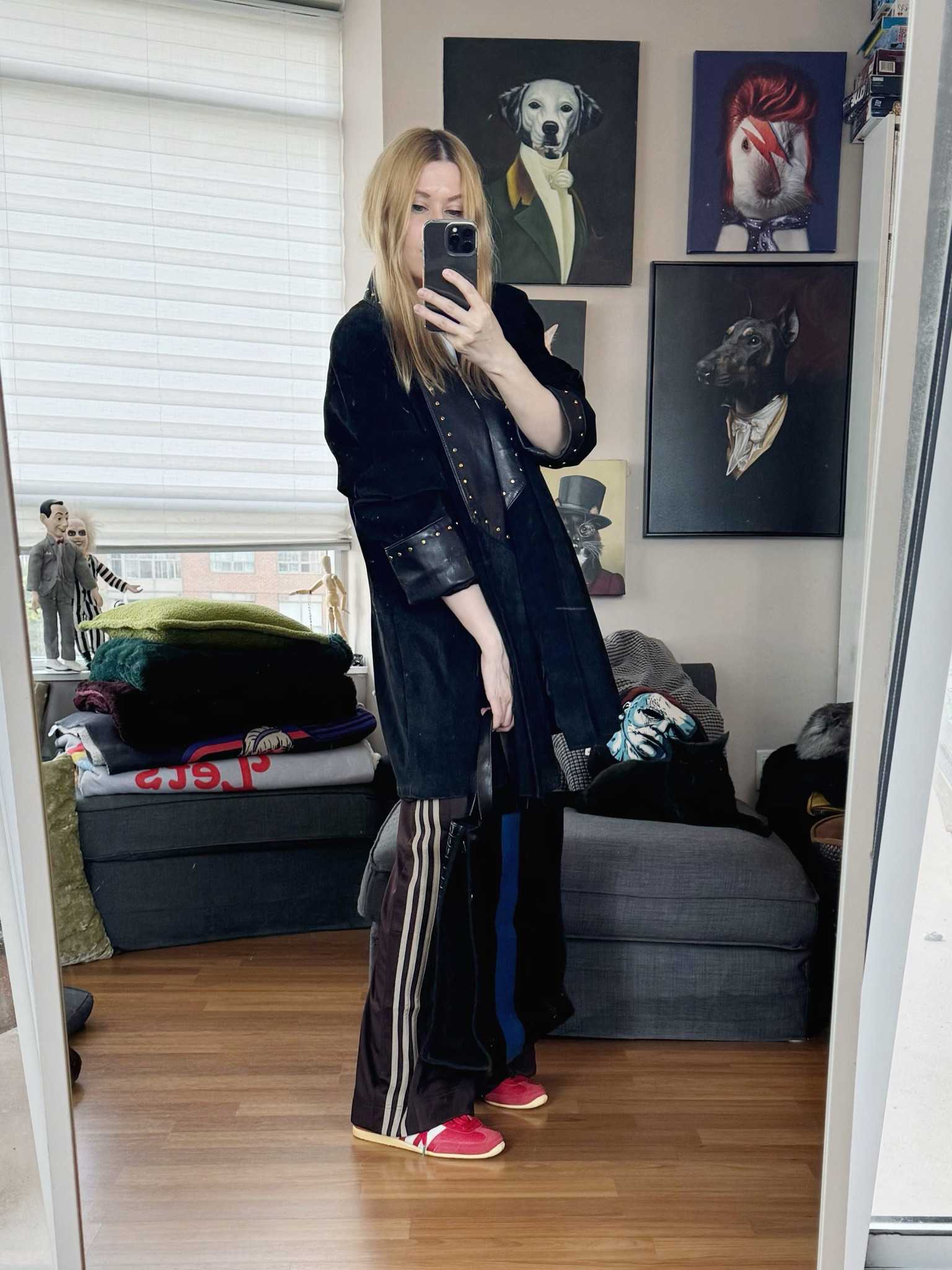 Too hot for the pirate coat now, but not this morning. 
Jacket is vintage , bag is secondhand.

 •
#falllook  #torontostylist #StyleOver40  #secondhandFind #fashionstylist #slowfashion #FashionOver40  #MumStyle #genX #genXStyle #shopSecondhand #genXInfluencer #genXblogger #secondhandDesigner #Over40Style #40PlusStyle 

#LTKStyleTip #LTKOver40 #LTKFindsUnder100