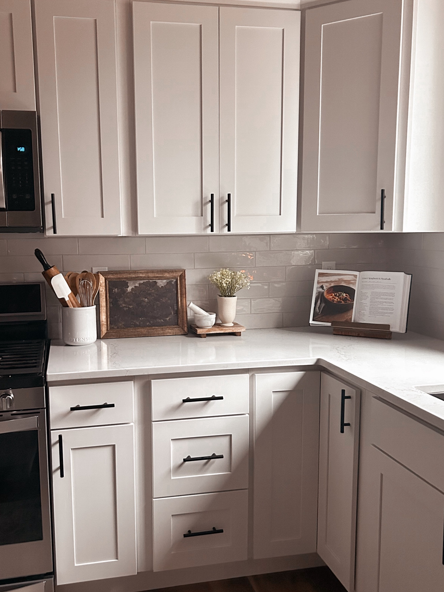 Spring is near!!! Adding some little Spring touches around the home and kitchen this week. I love these muted tones yet still bring the refreshing vibes of flowers and Spring. Target Threshold has some of the best stuff!! 

#LTKSpringSale #LTKhome #LTKSeasonal