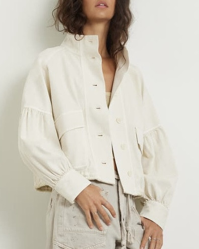 White jacket 
Green jacket
Spring jacket 

#LTKSeasonal